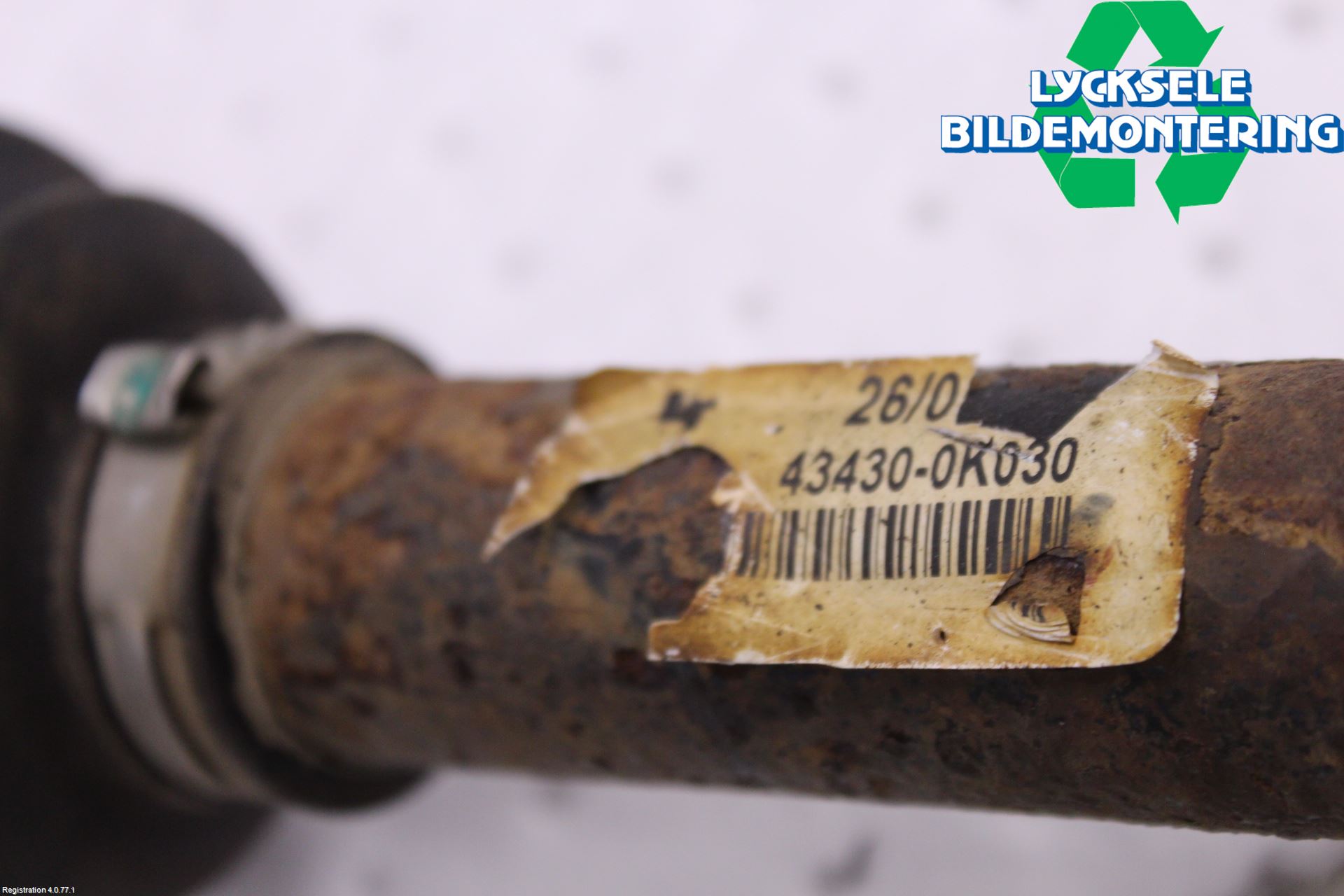 Toyota HILUX 05-16 Drivaxel Fram Höger
