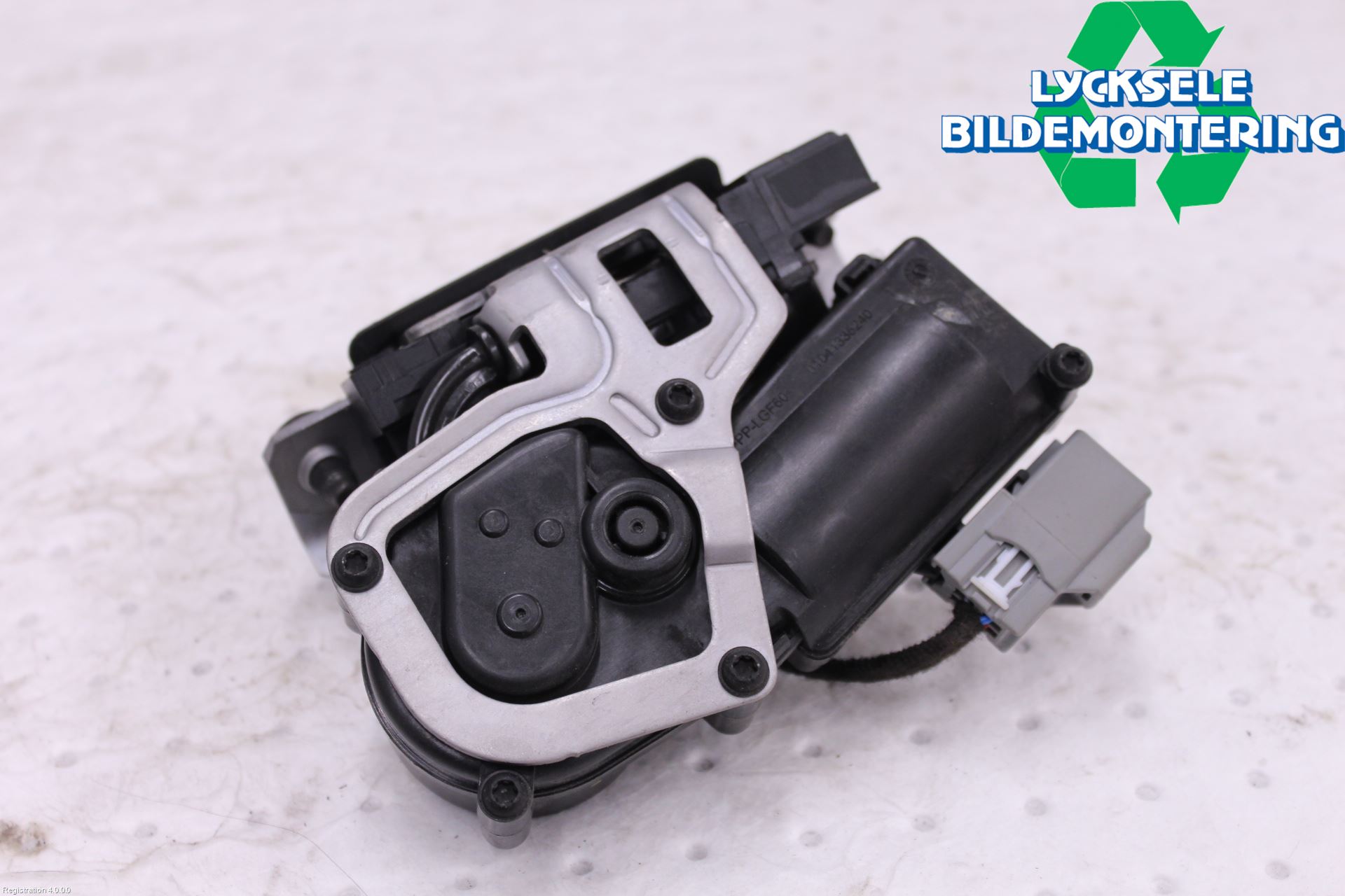 Ford MONDEO 15-22 Låskista Baklucka