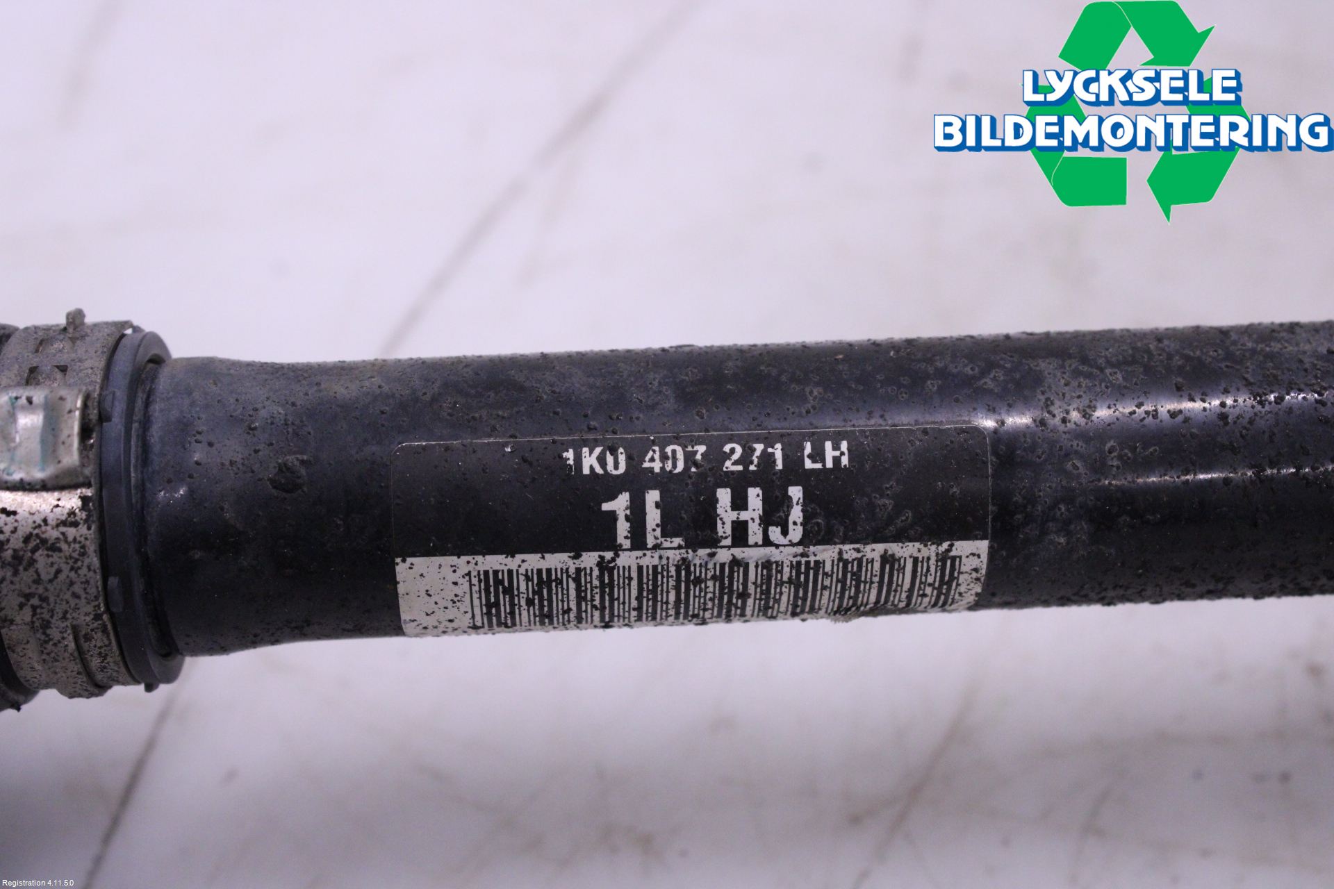 Volkswagen VW PASSAT 11-14 Drivaxel Fram Vänster