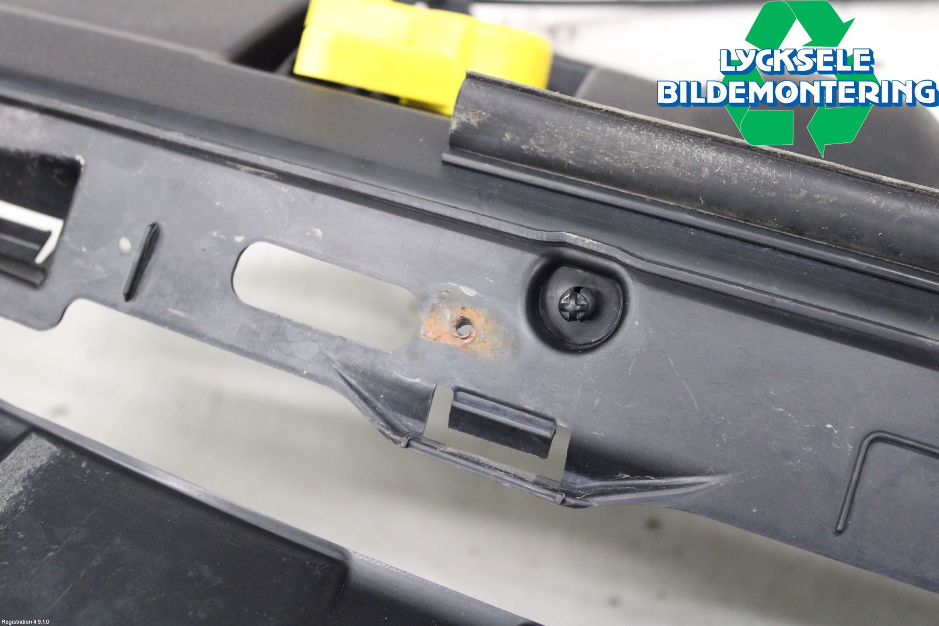 Ford FOCUS 11-14 Täckplast Front