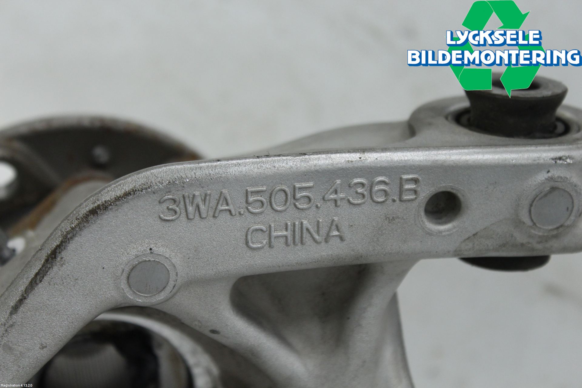 Volkswagen VW PASSAT 24- Hjullagerhus Bak Hö