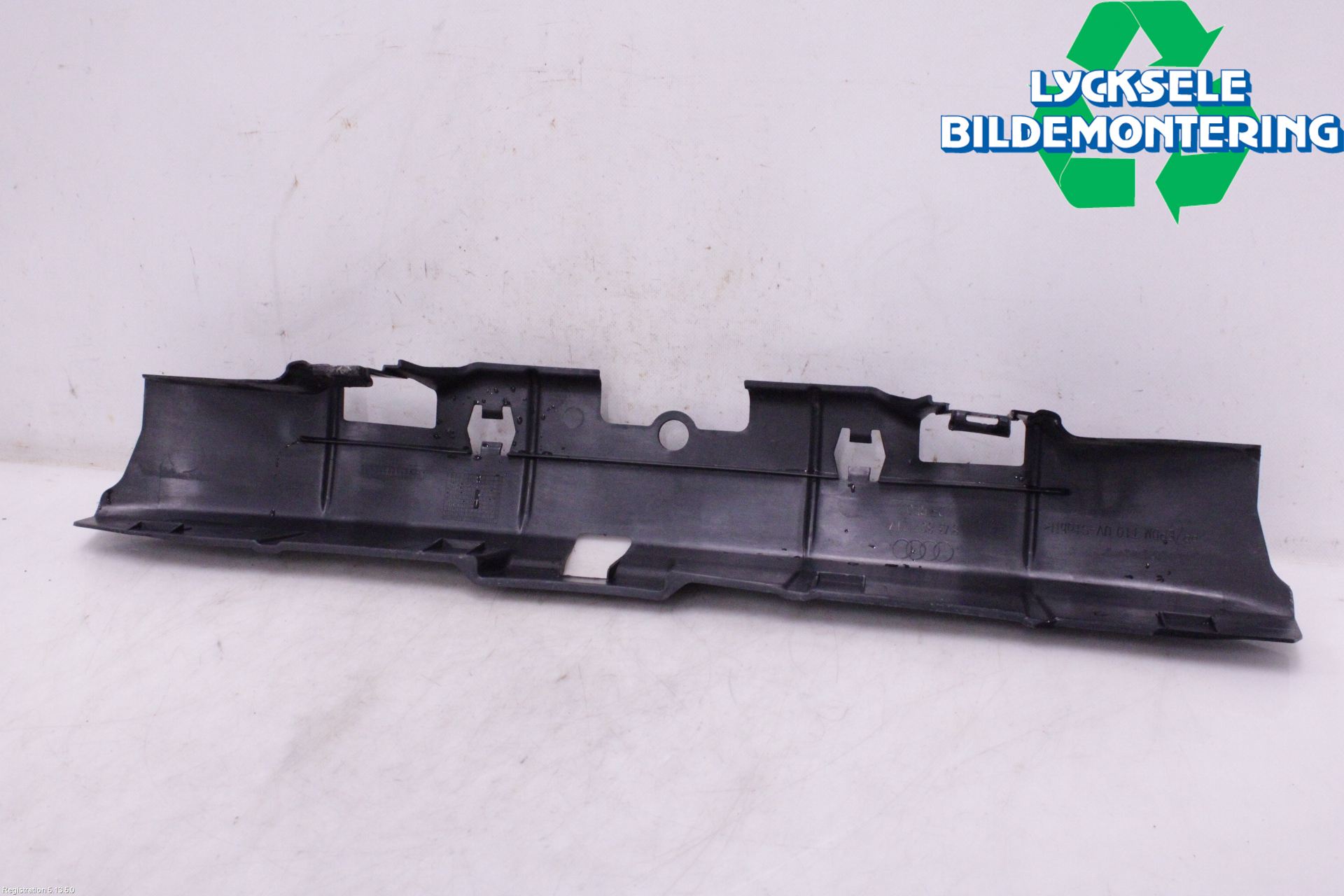 Audi A3/S3 8V 13-20 Stötfångardel Fram Mitt