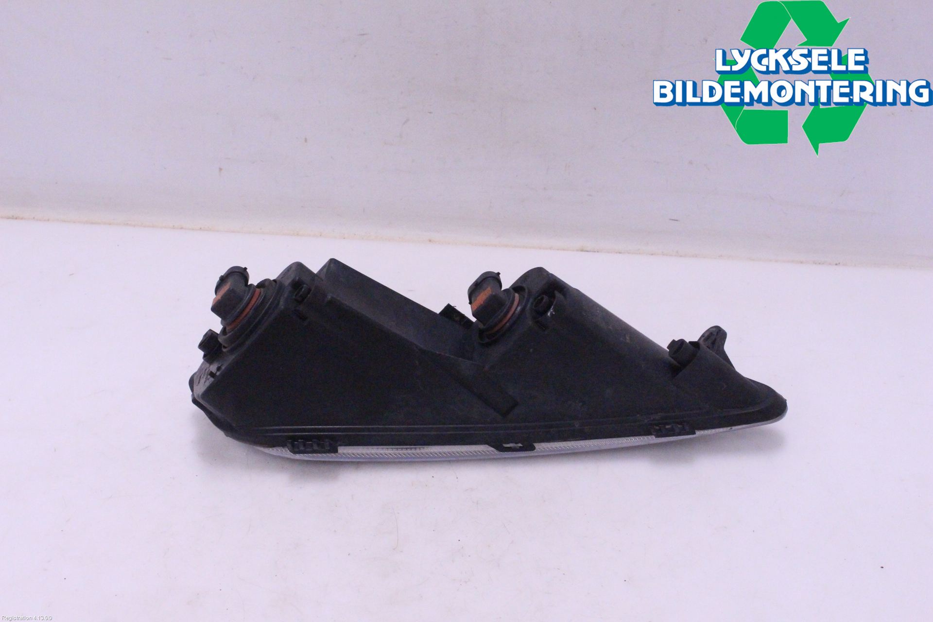 Volkswagen VW PASSAT 11-14 Dimljus-Varselljus Fram