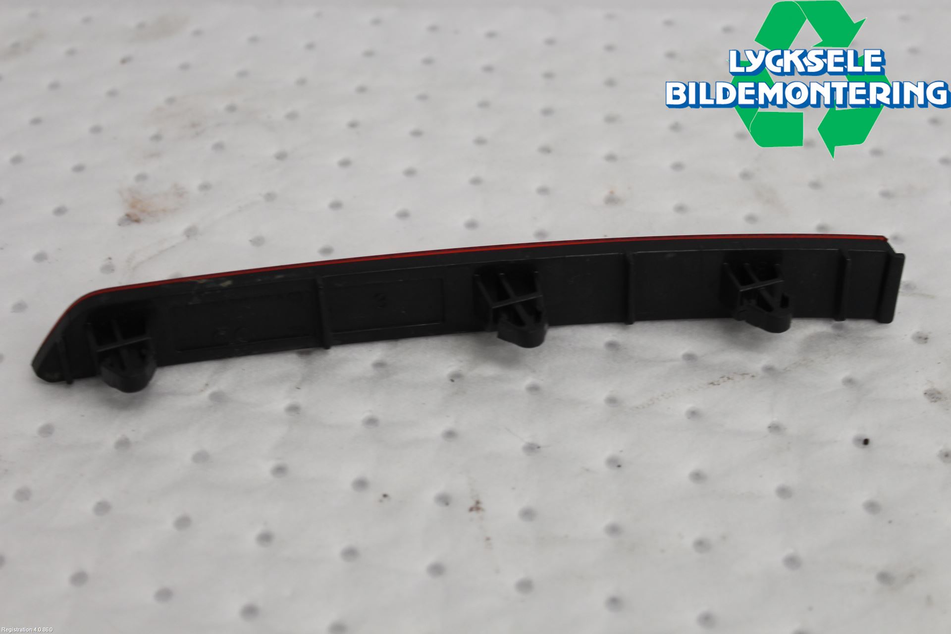 Volkswagen VW TIGUAN 16-24 Dimljus/Reflex Bak