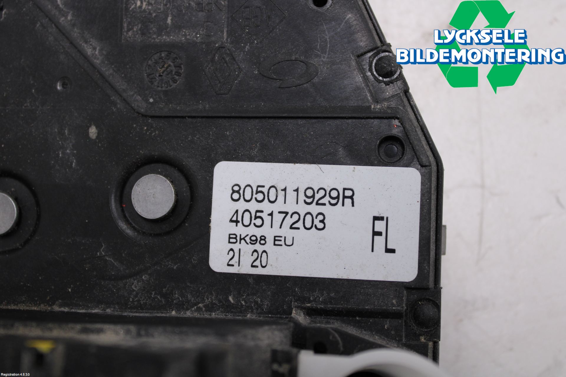 Renault CLIO IV 12-16 Låskista-Dörrlås