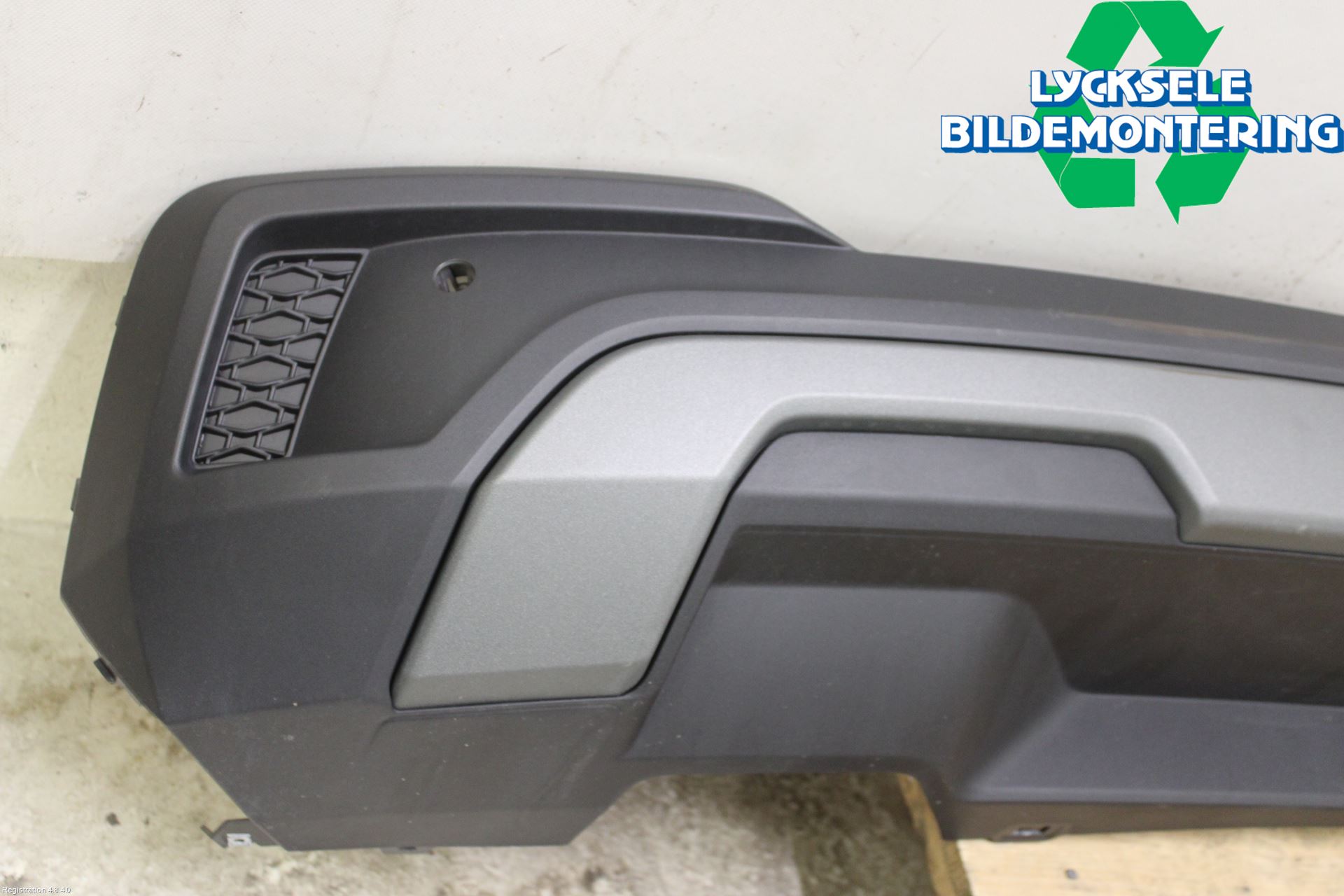 Skoda KAMIQ 20- Spoiler Bak