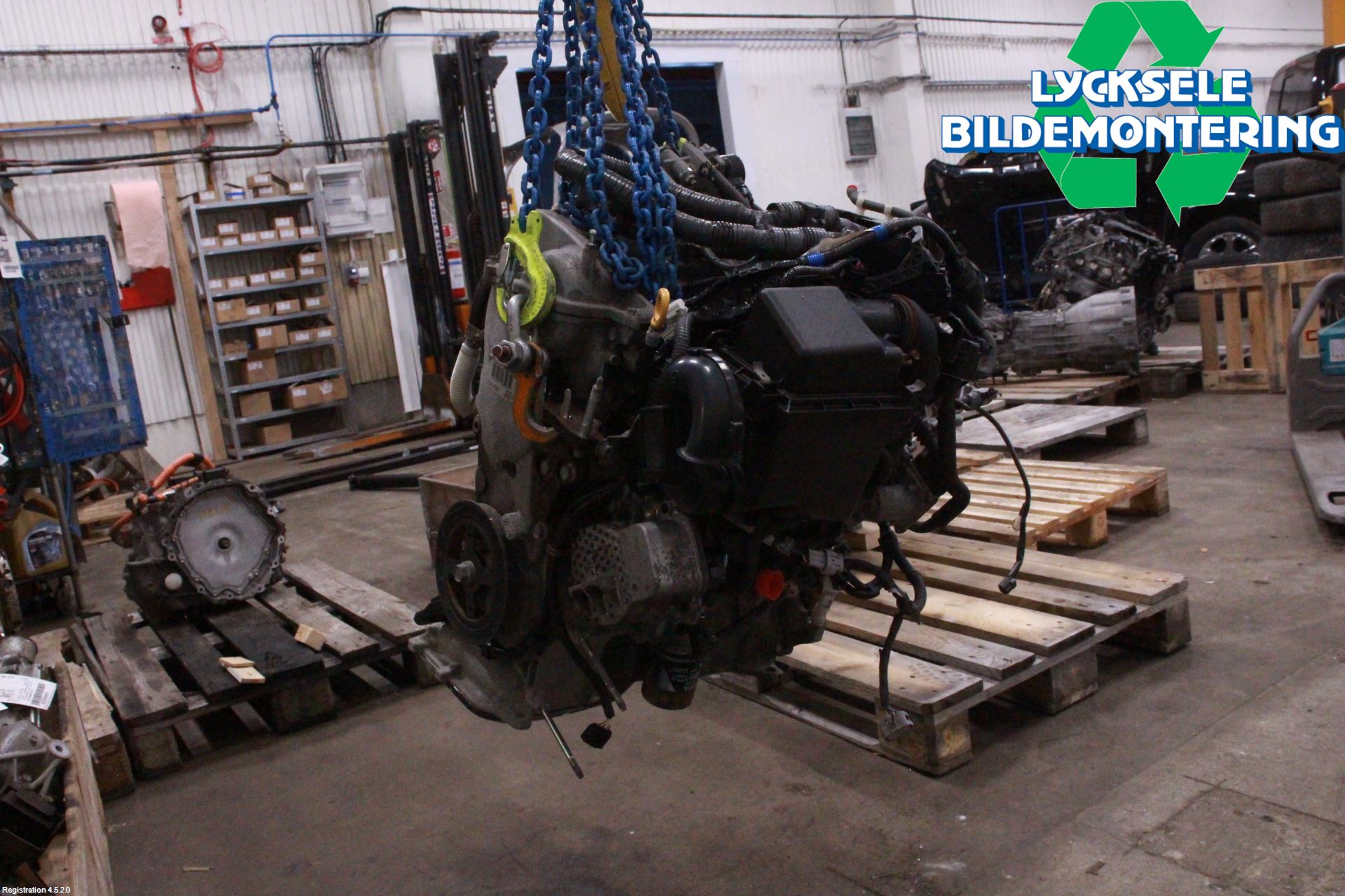 Toyota YARIS XP130 12-14 Motor Bensin