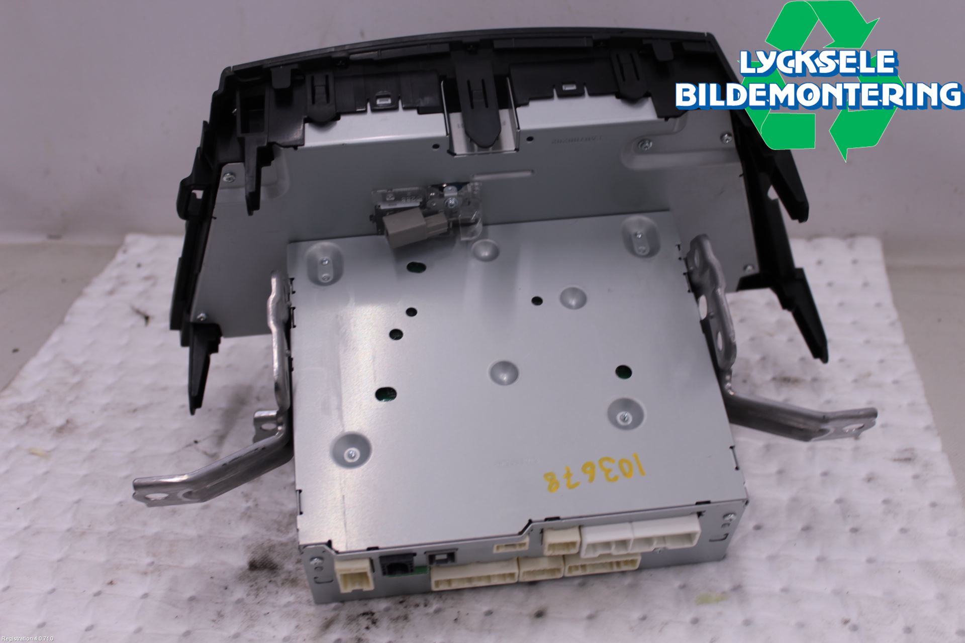 Toyota PRIUS+ ZVW40 12-20 Cd Radio - Multimediapanel