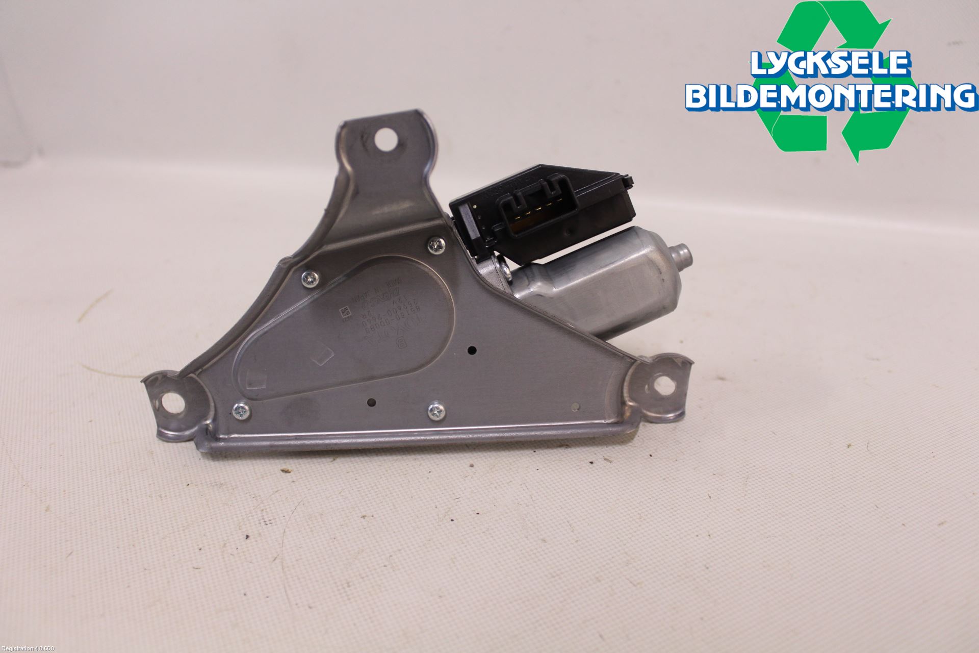 Toyota YARIS XP130 12-14 Torkarmotor Baklucka