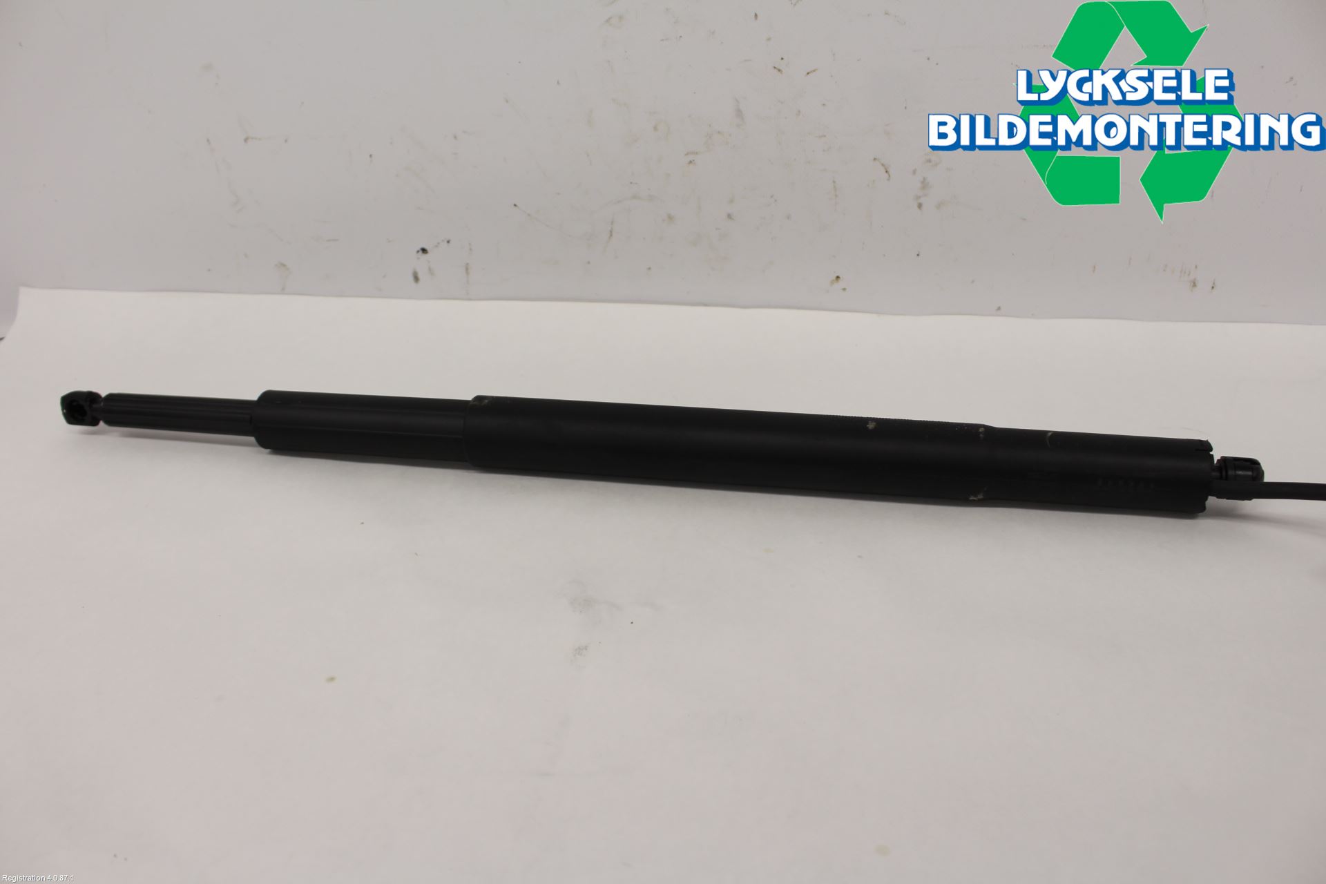BMW 3 G20/G21/G80/G81 19- Bakluckeöppnare Automatisk