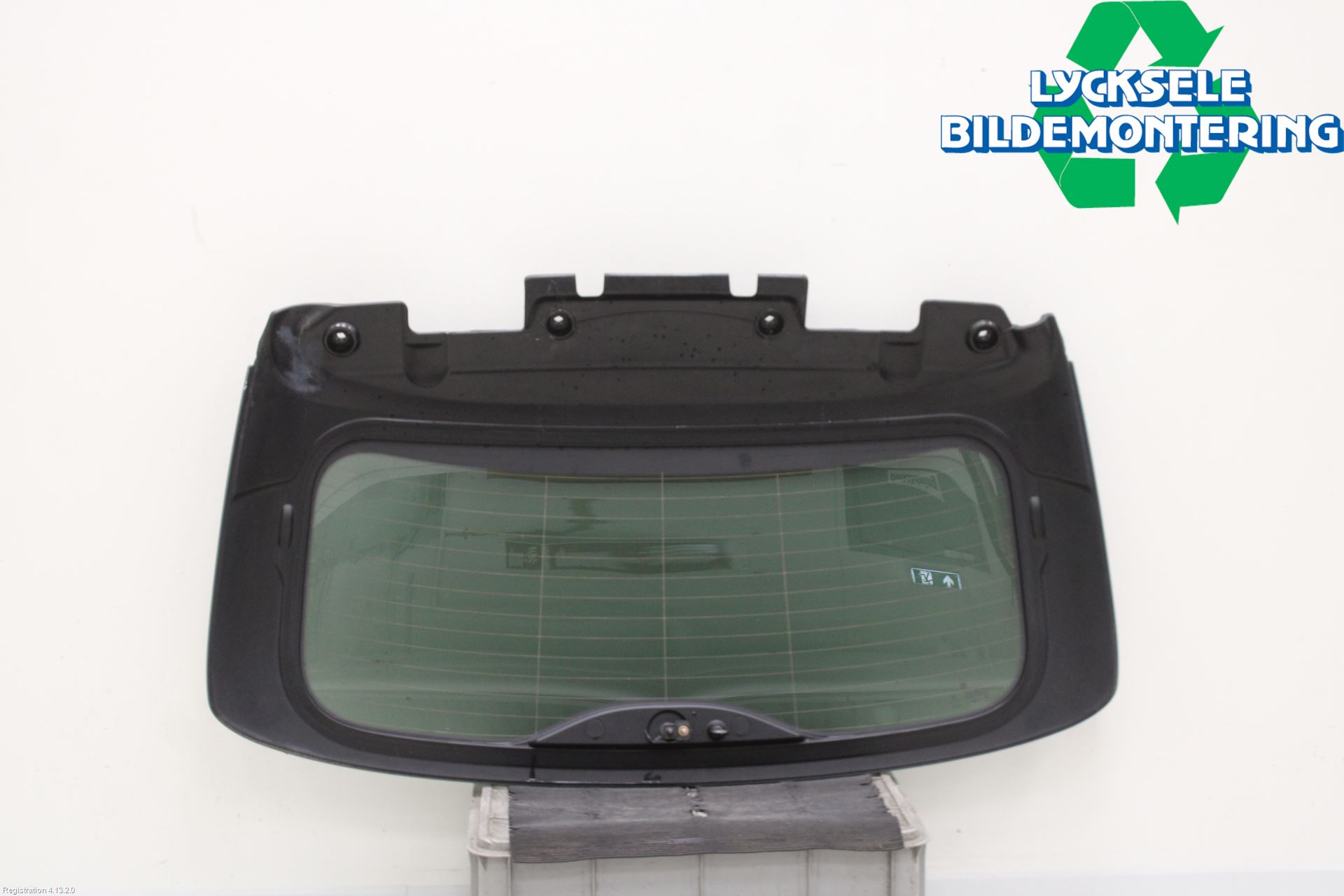 BMW 3 F30/F31/F80 12-19 Bakruta