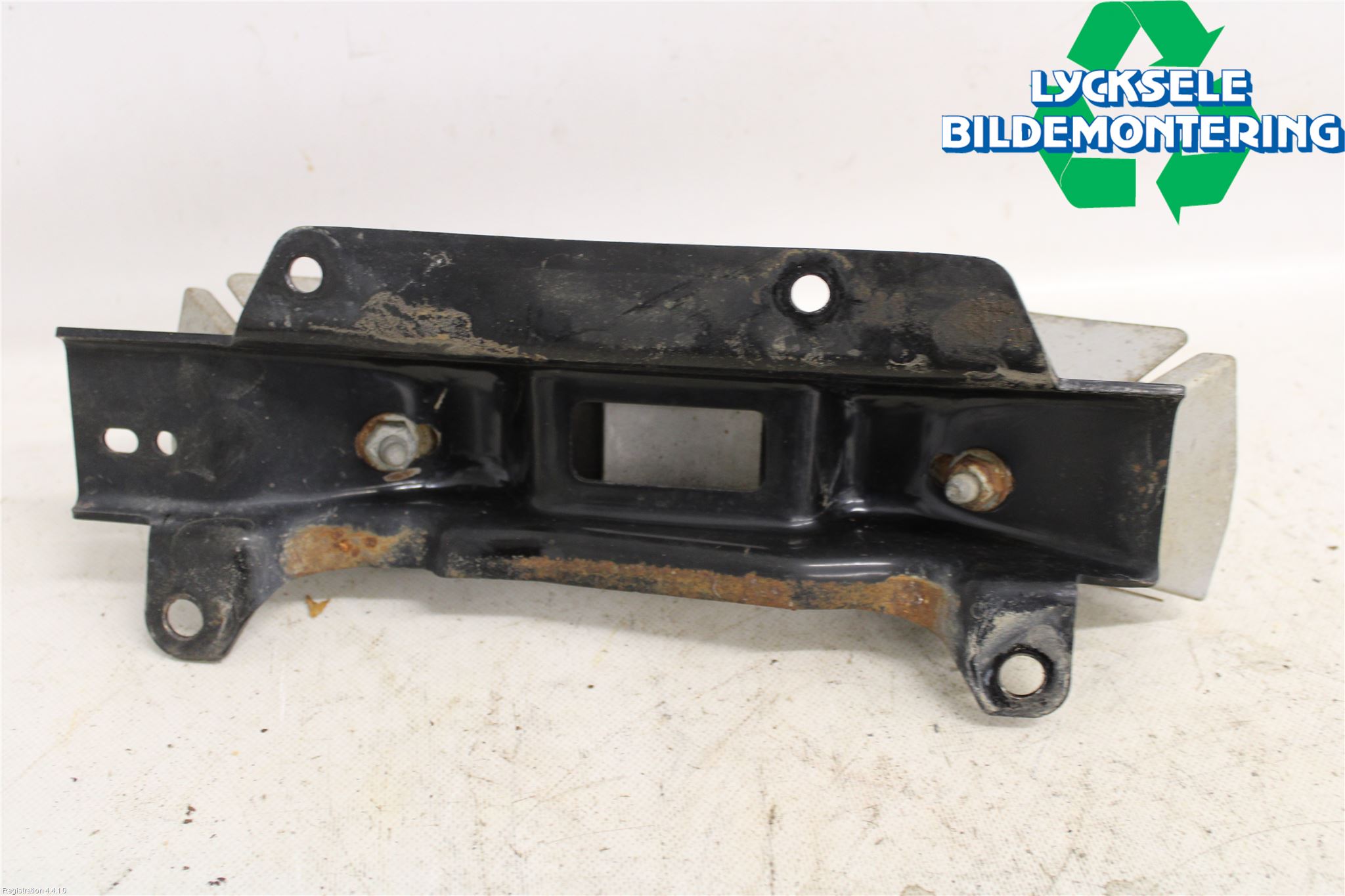 Dodge PICK UP RAM 81- Växellådsbalk