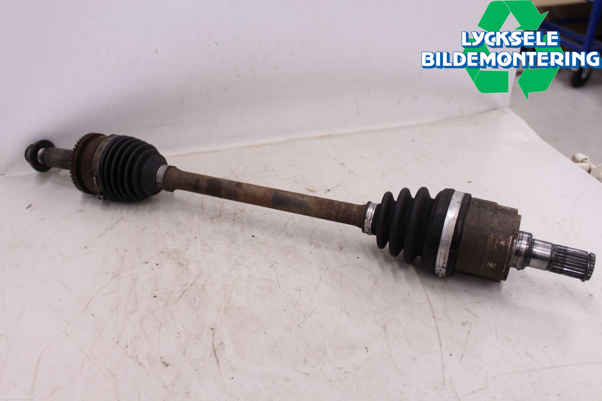 Hyundai i10 BA 14-16 Drivaxel Fram Vänster