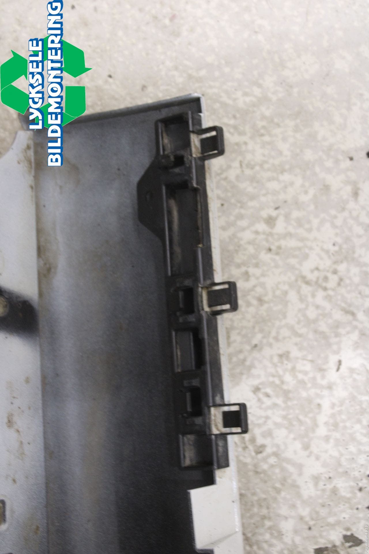 BMW 3 F30/F31/F80 12-19 Sidokjol Hö