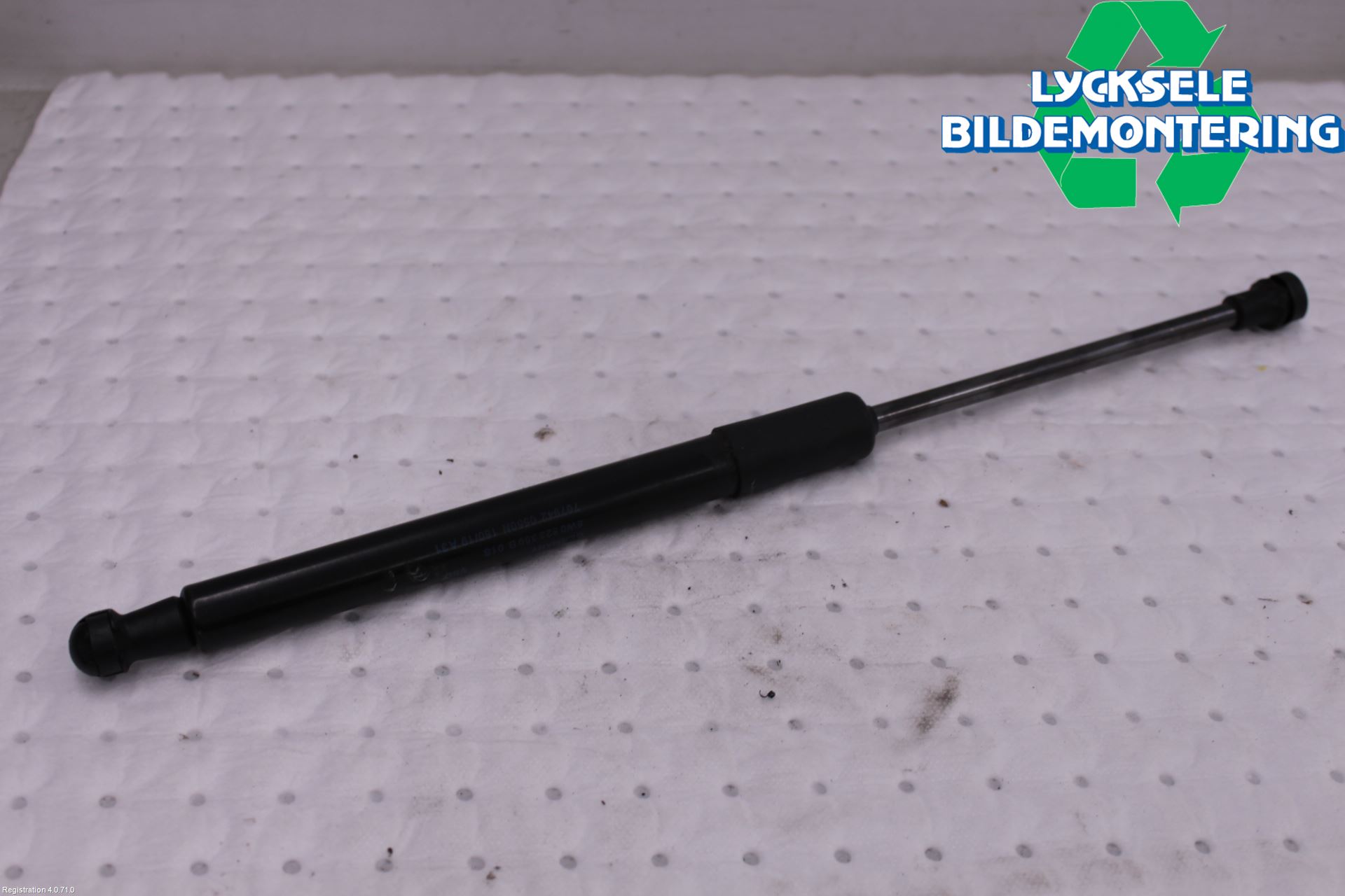 Audi A4/S4 B9 20- Gasfjäder Motorhuv