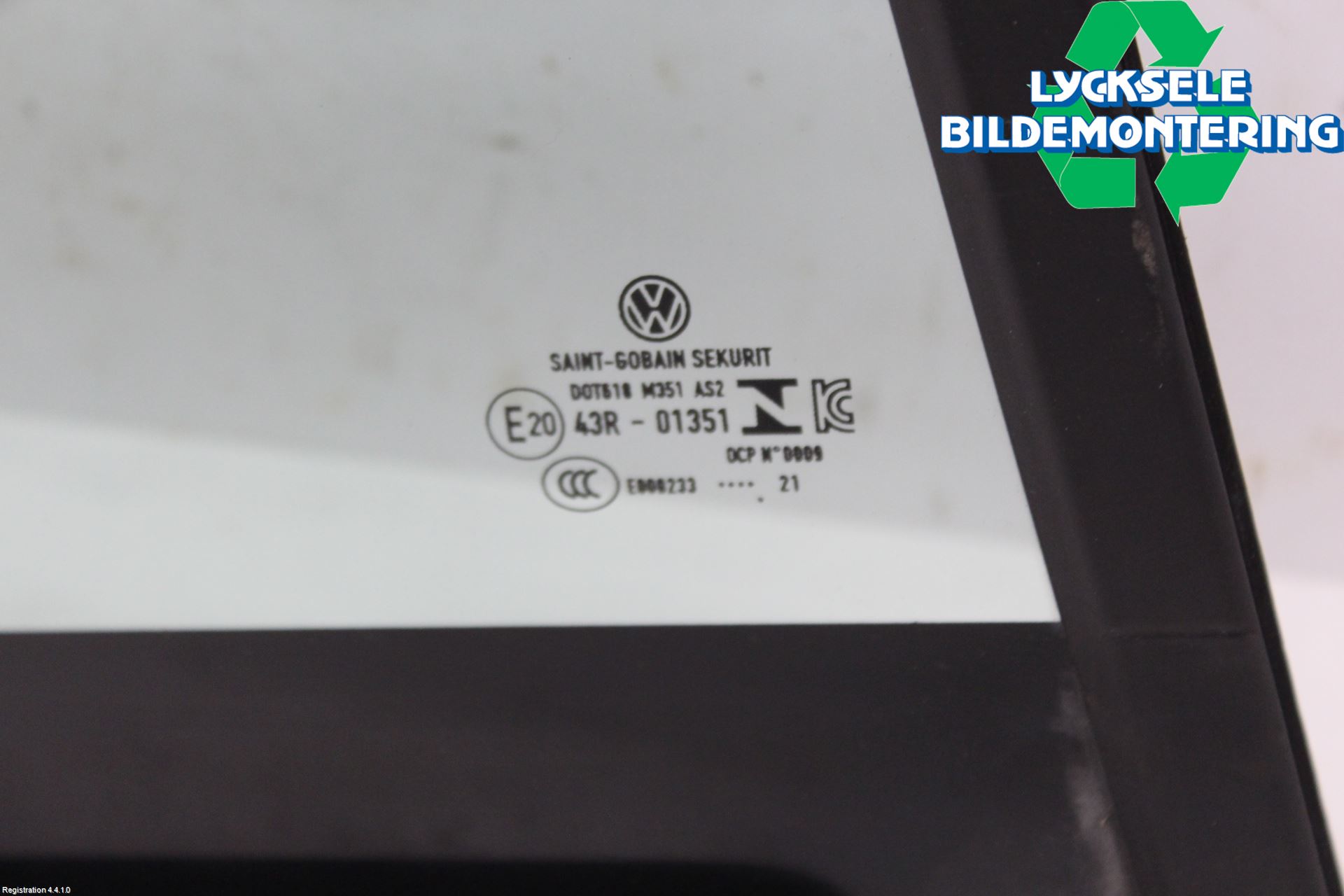 Volkswagen VW GOLF / E-GOLF VIII 20- Dörruta Bak Lilla Hö