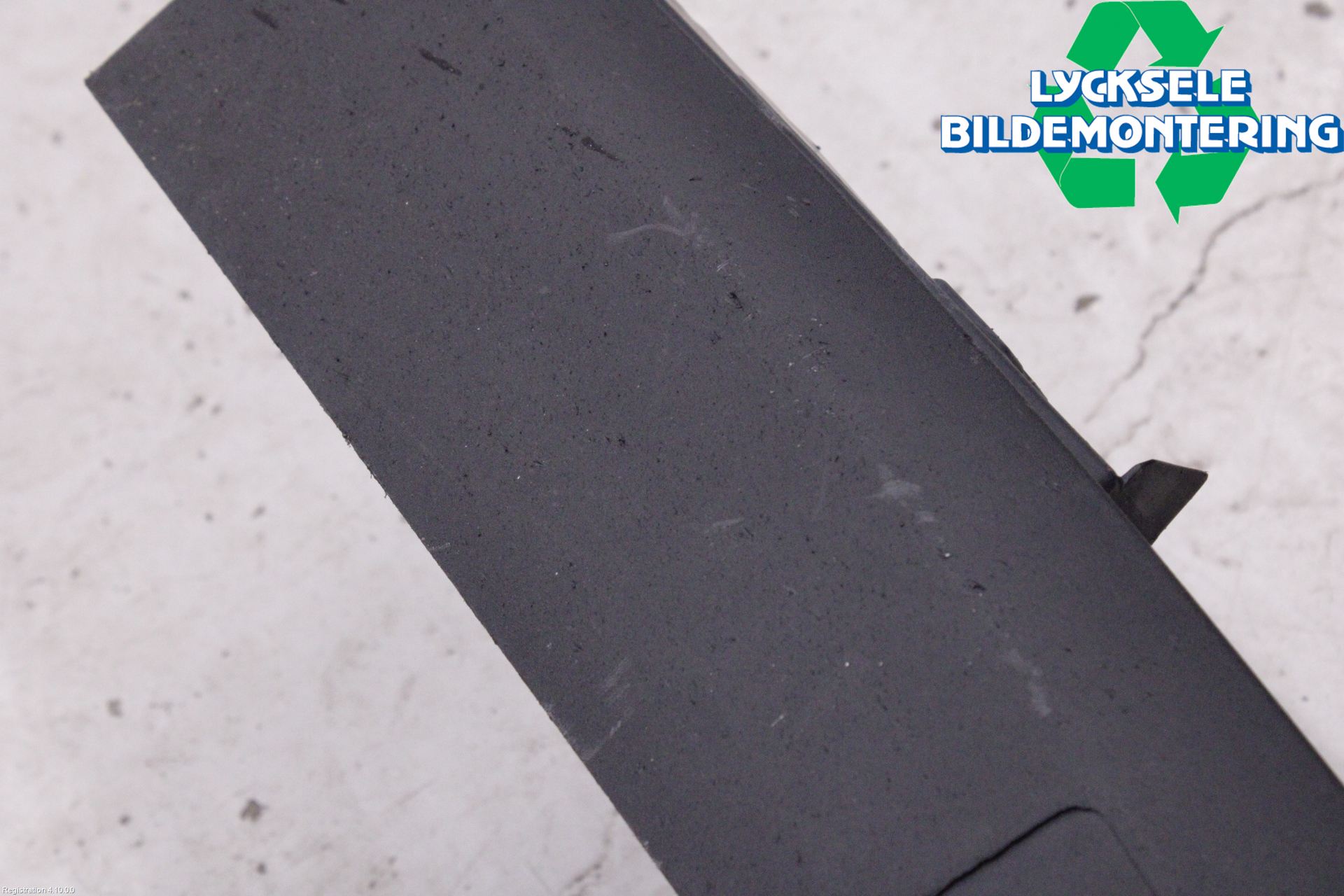 Ford MUSTANG Mach-E 21- Sidokjol Vä