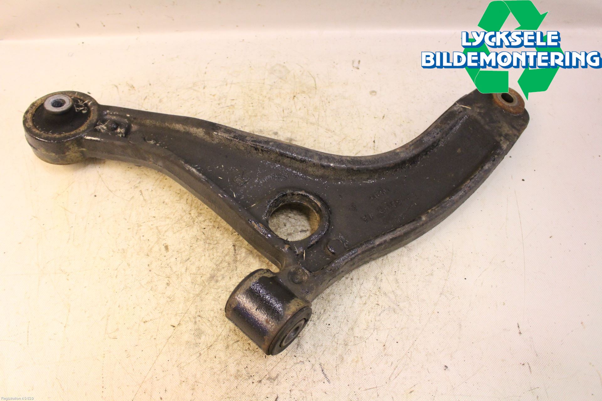 Renault MASTER III  10-14 Bärarm Fram Undre Hö