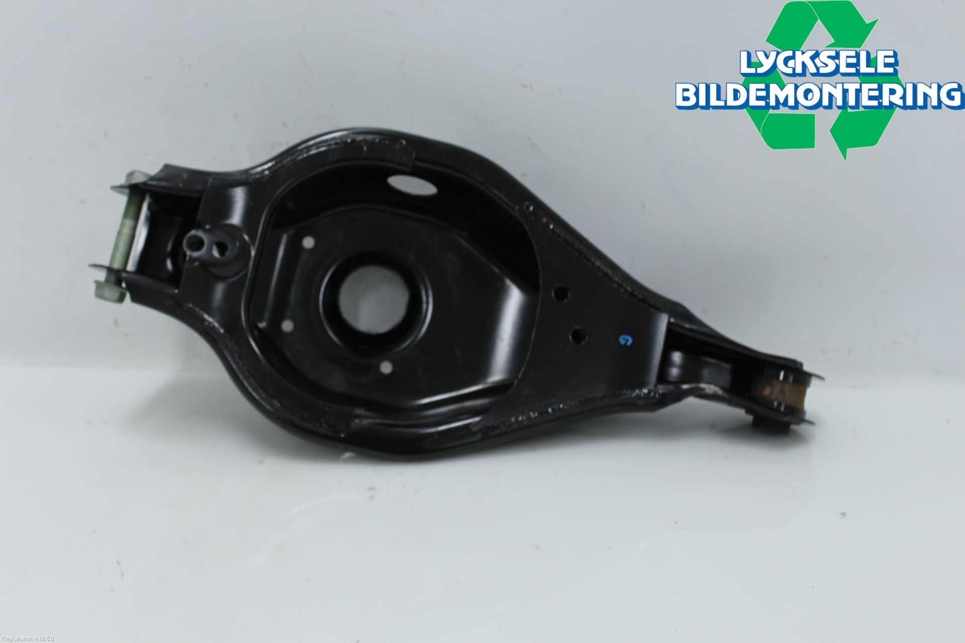 Nissan QASHQAI 21- Bärarm Bak Höger
