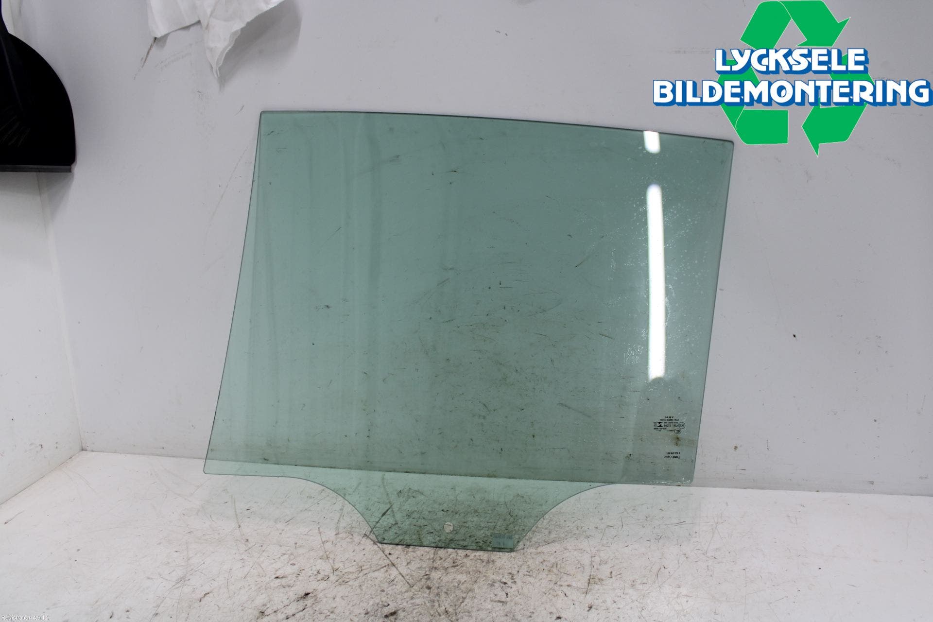 Volkswagen VW ID.3 21- Dörruta Bak Höger