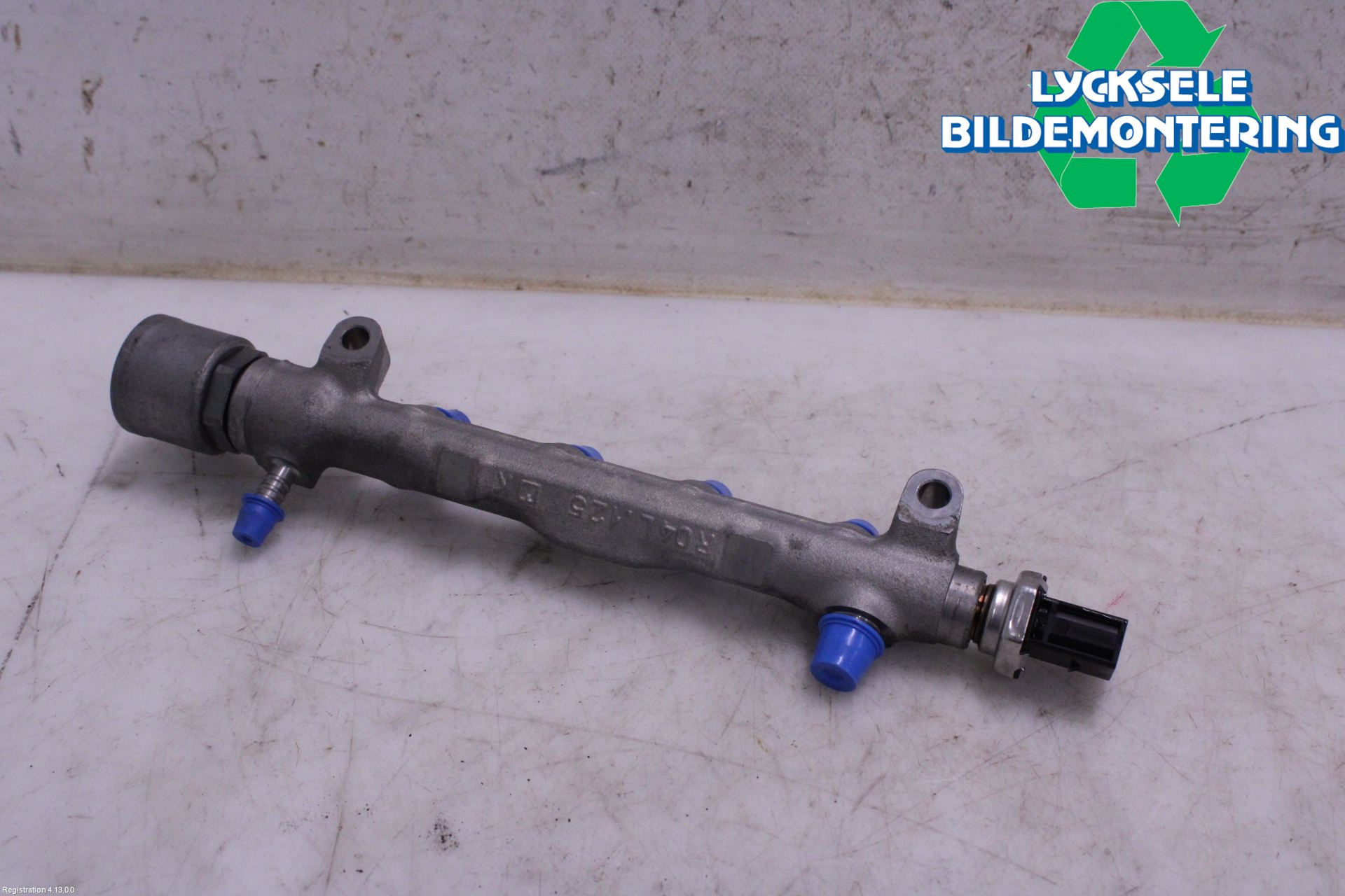 Volkswagen VW PASSAT 20-24 Inj. Fuelrail