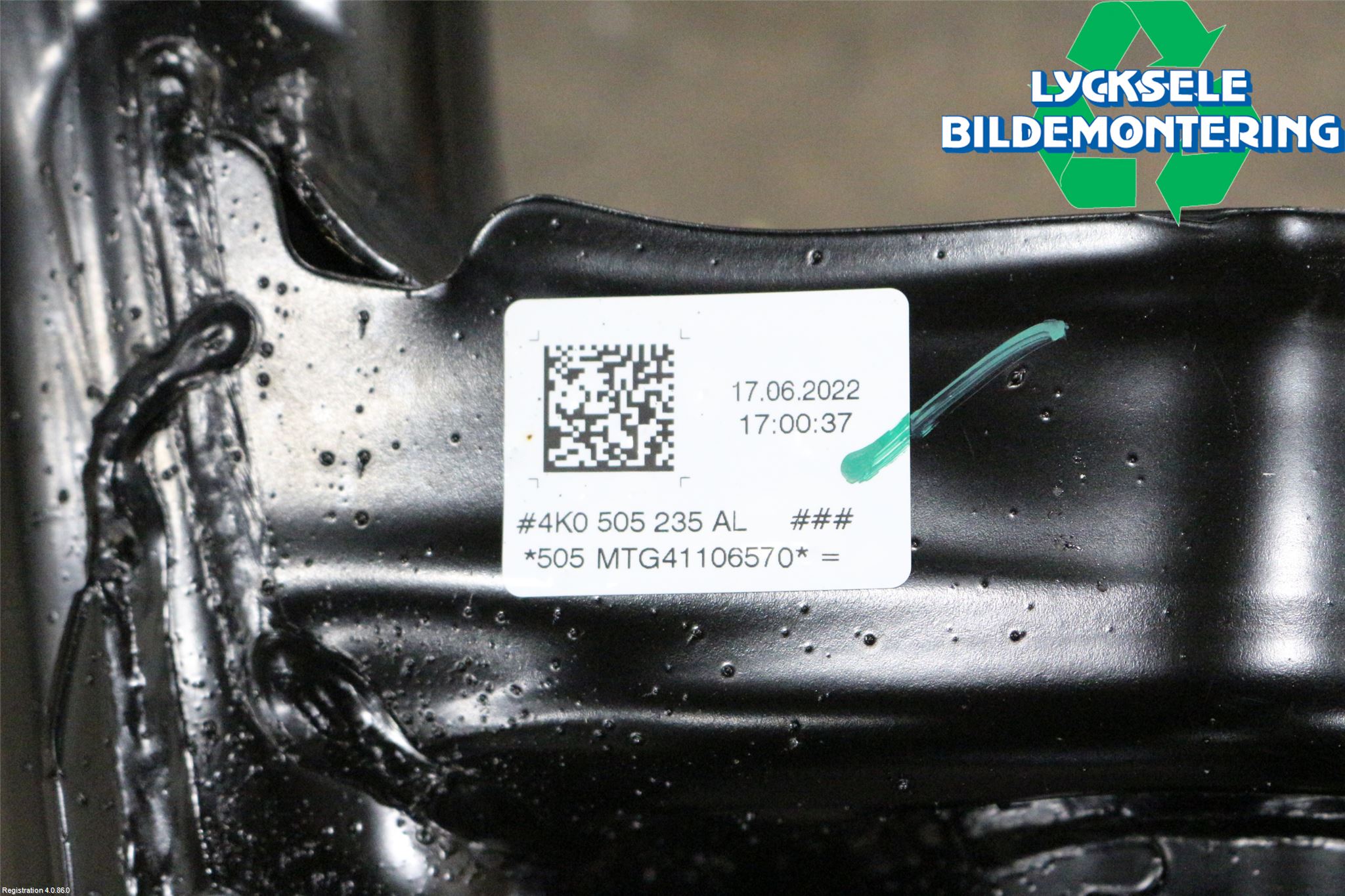 Audi A6 F2/C8 19- Bakaxelbalk