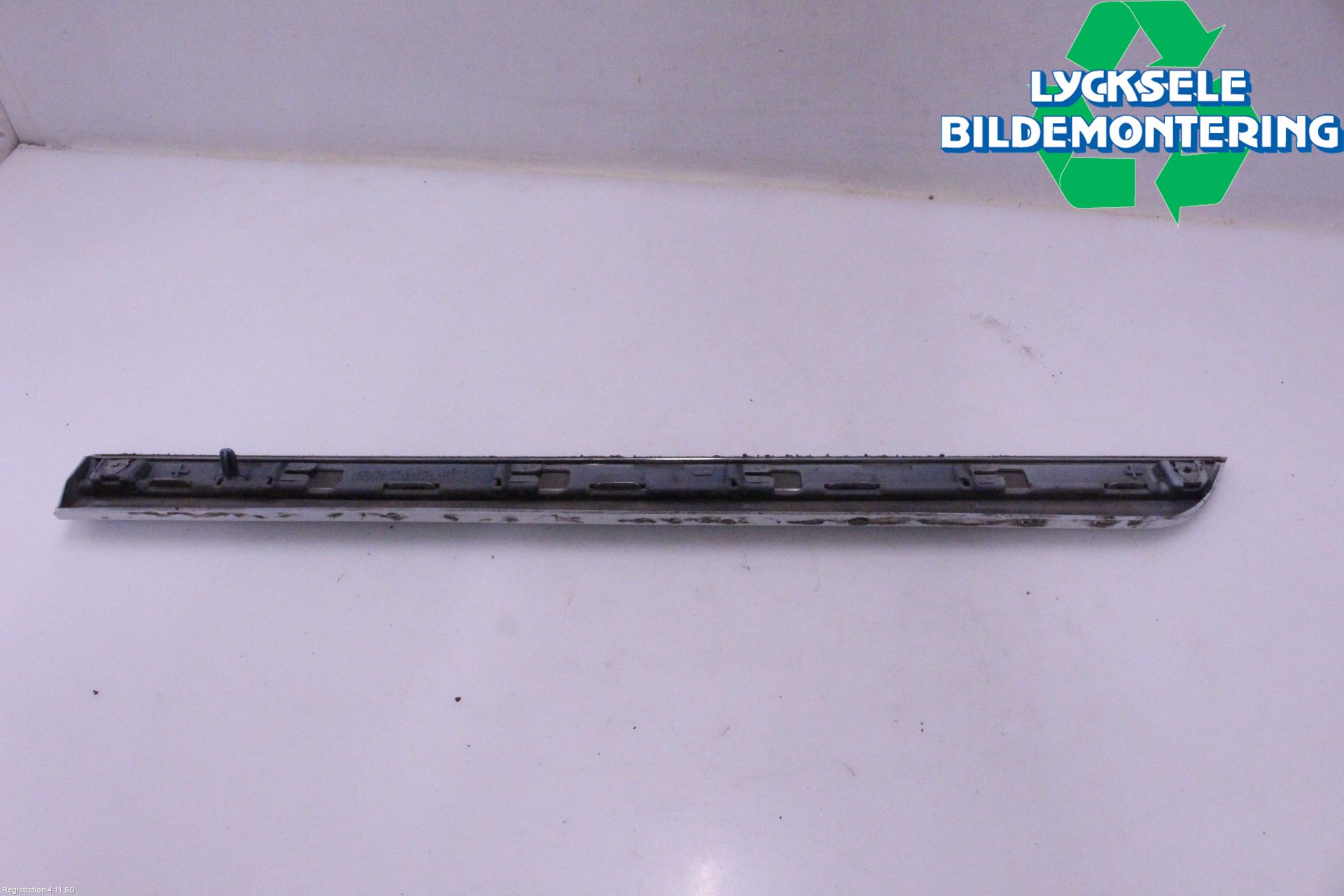 Volkswagen VW PASSAT 15-19 Dörr Dekorlist Bak Hö