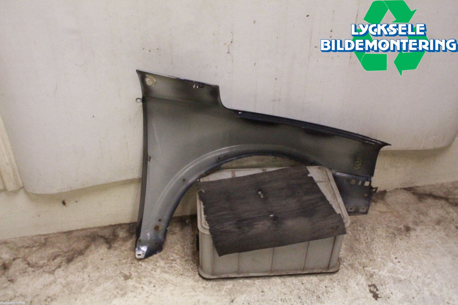 Volvo XC90 07-14 Skärm Fram Vänster