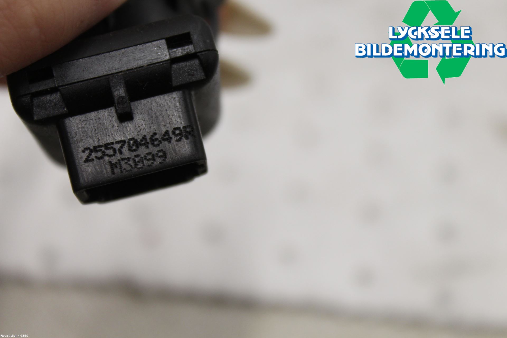 Renault KANGOO II 08-14 Strömställare Spegel