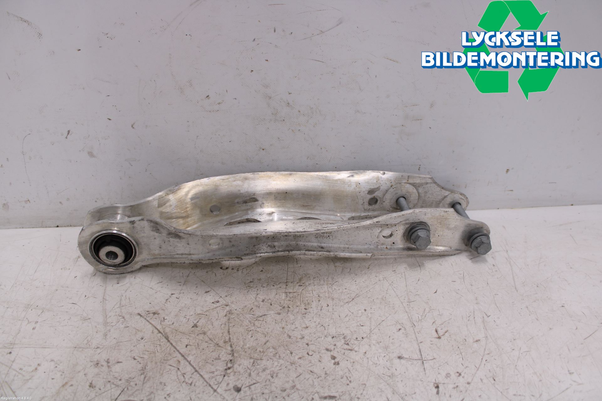 Audi A4/S4 B9 20- Bärarm Bak Vänster