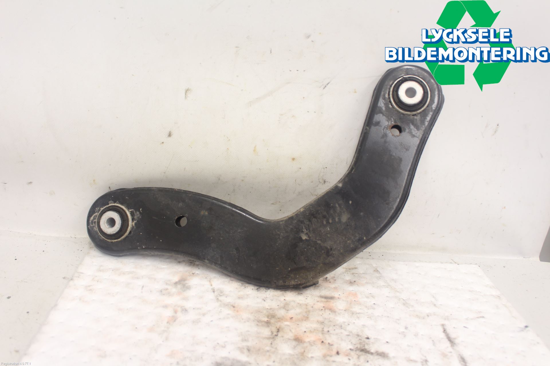 Ford FOCUS 19- Bärarm Bak Övre Vänster