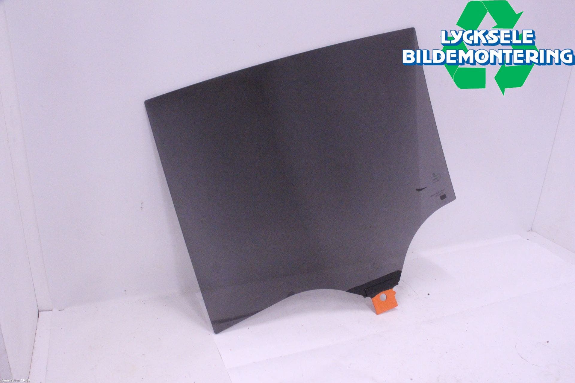 Alfa VW TIGUAN 24- Dörruta Bak Höger