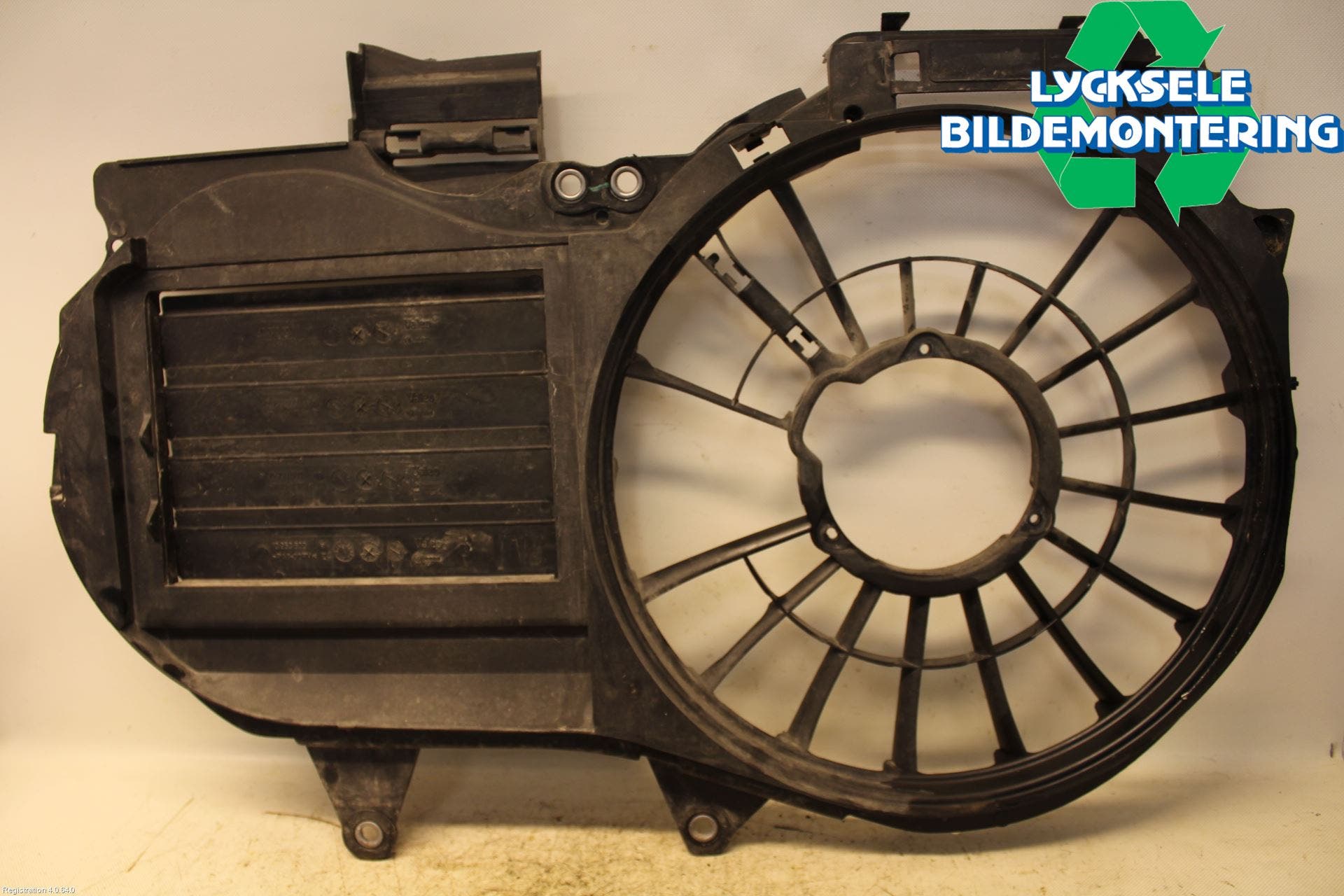 Audi A4/S4 05-07 Kylfläktkåpa