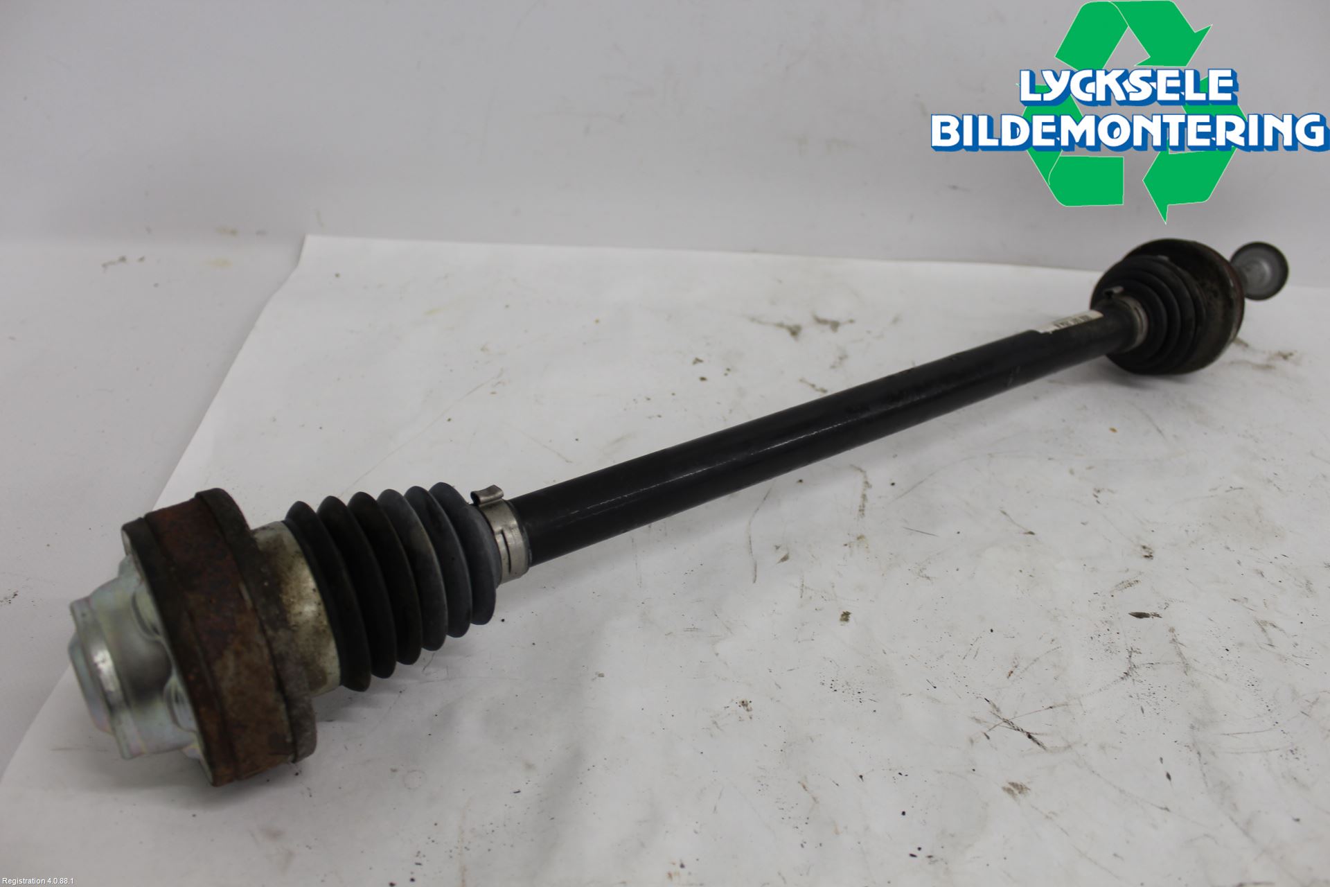 Skoda KODIAQ 17-24 Drivaxel Bak Höger