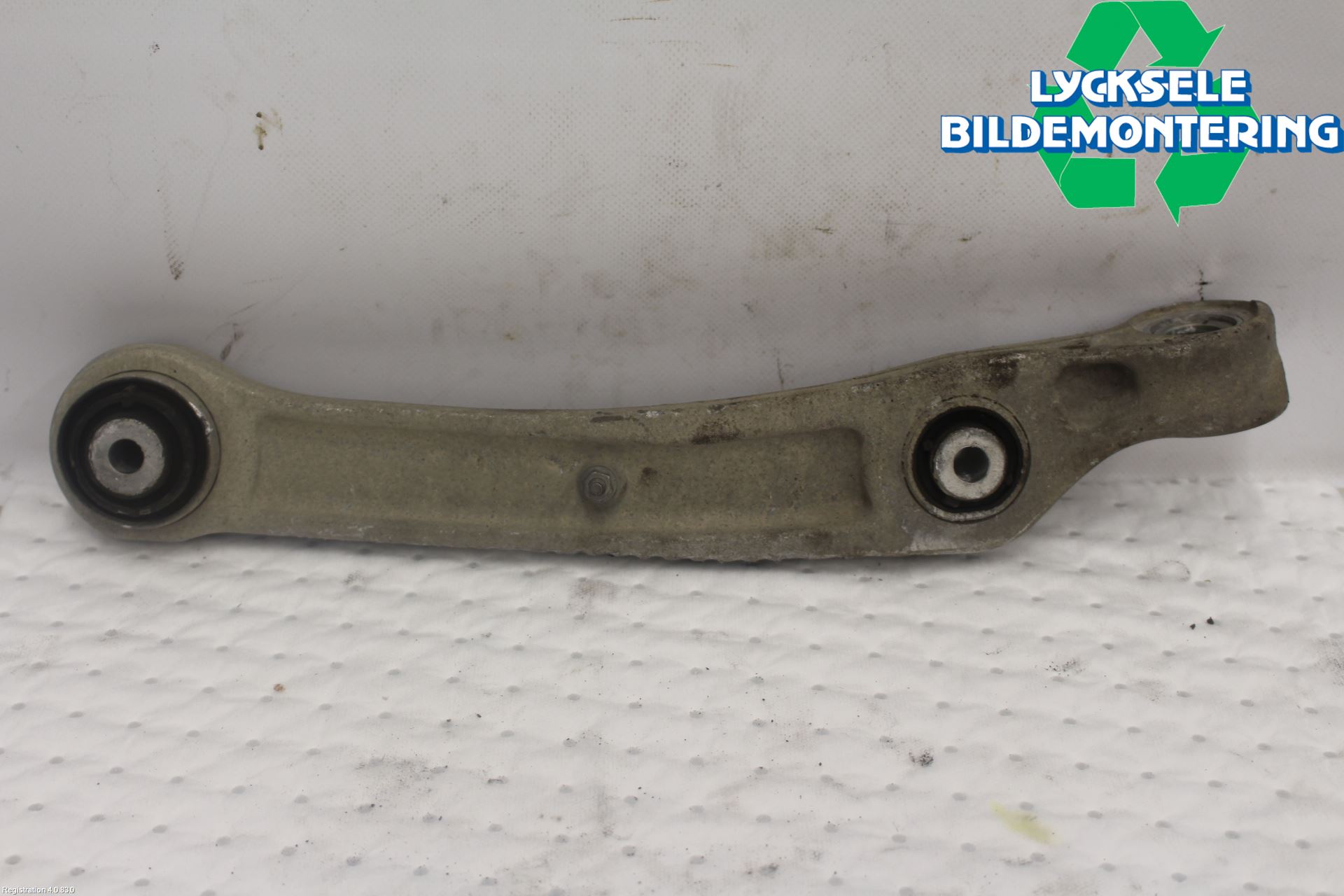 Audi A6 F2/C8 19- Bärarm Fram Undre Vä