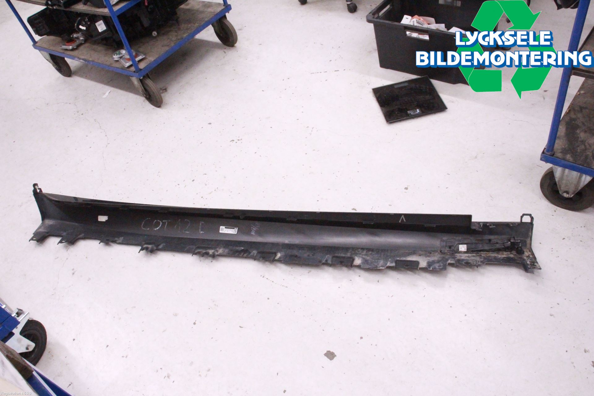 BMW X7 G07 19- Sidokjol Vä