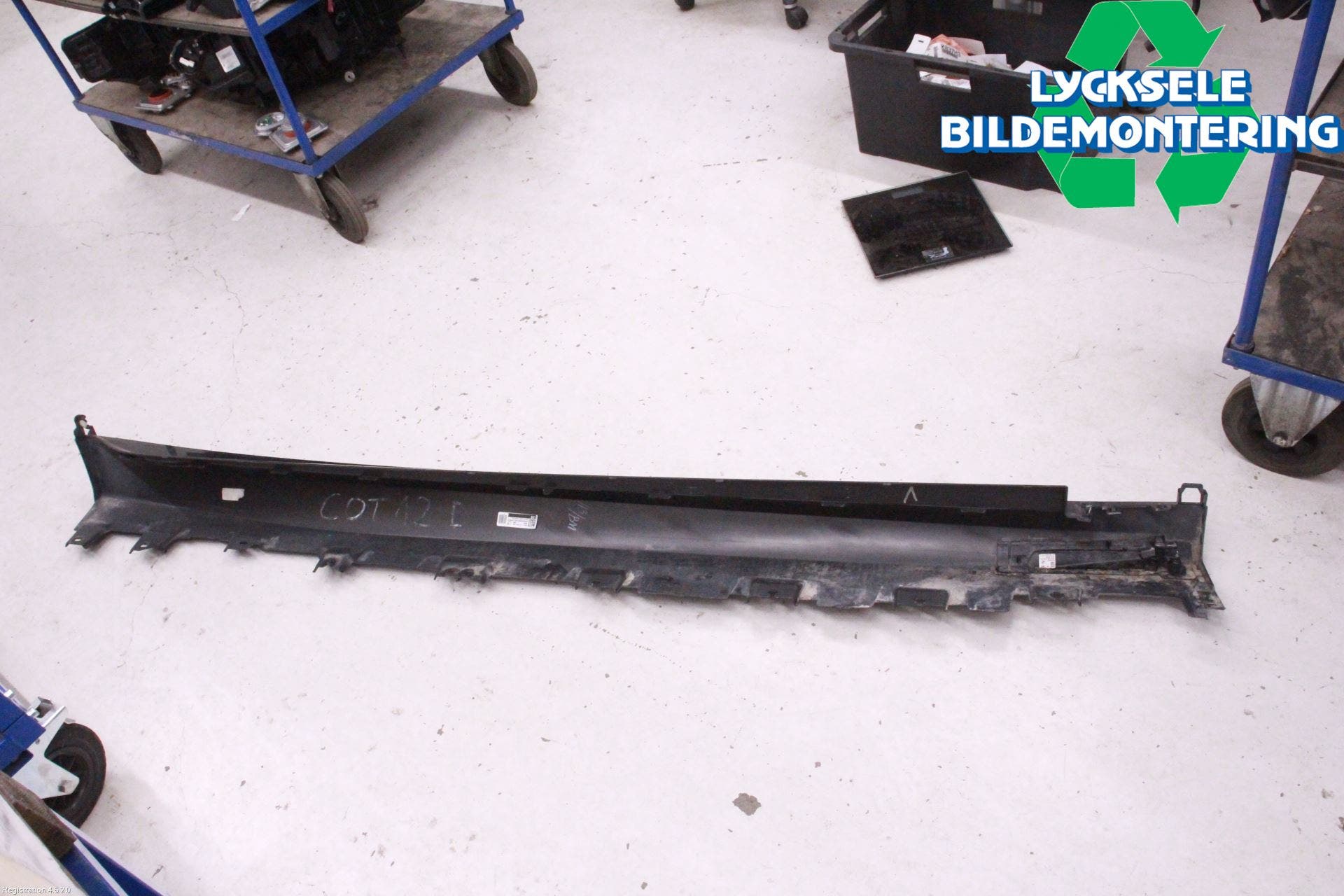 BMW X7 G07 19- Sidokjol Vä