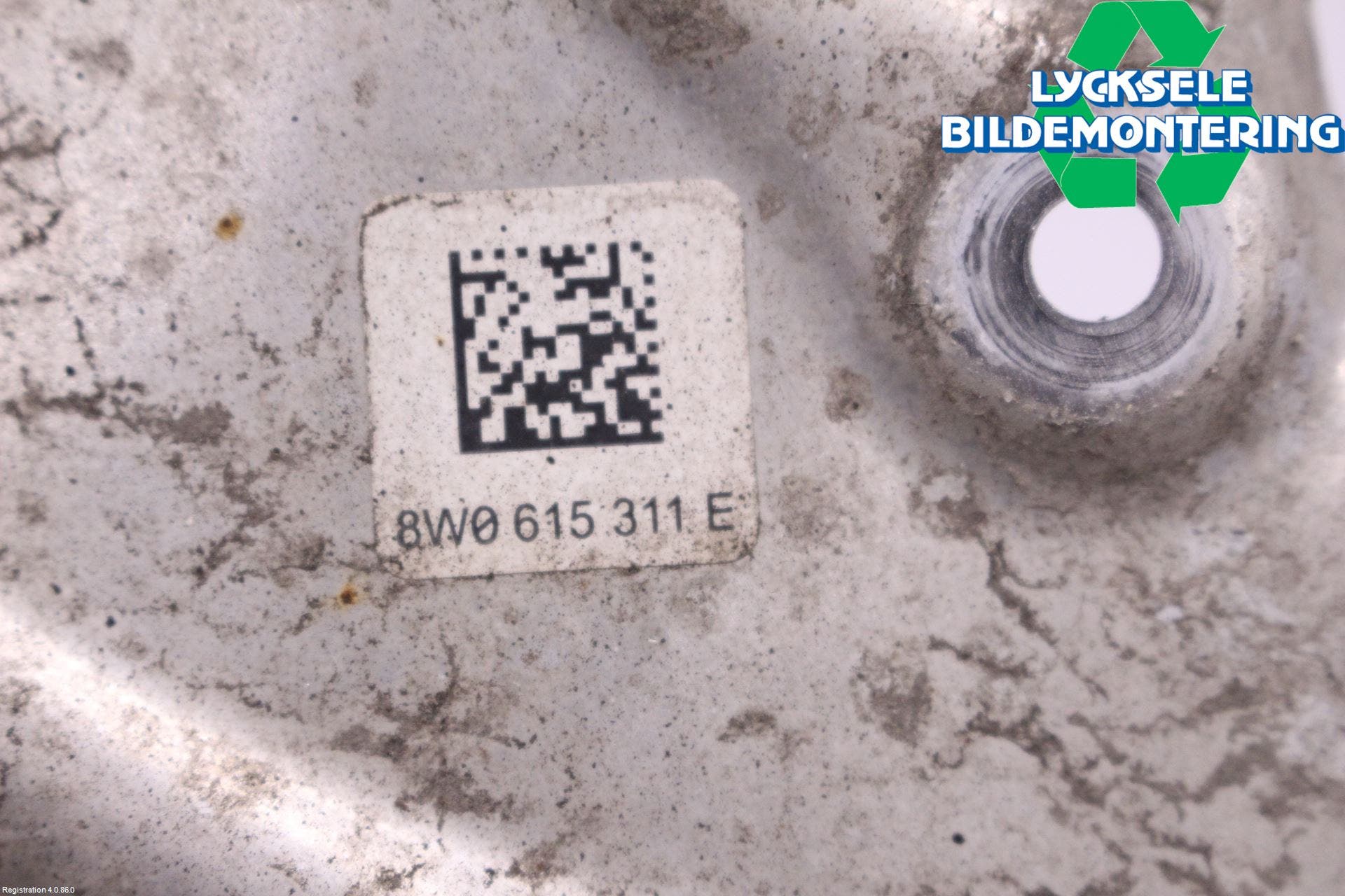 Audi A6 F2/C8 19- Bromssköld Fram