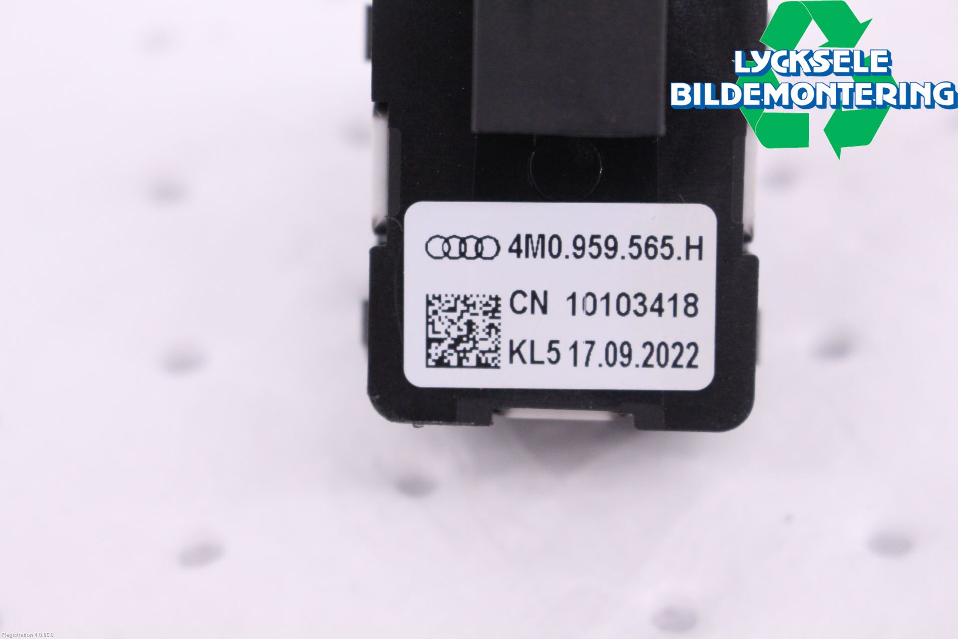 Audi A4/S4 B9 20- Strömställare Spegel