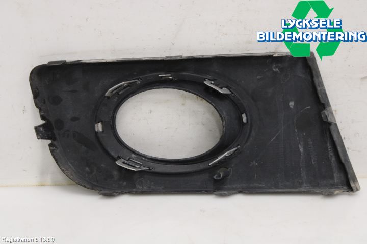 Volkswagen VW AMAROK 2H 10-22 Dimljussarg Fram