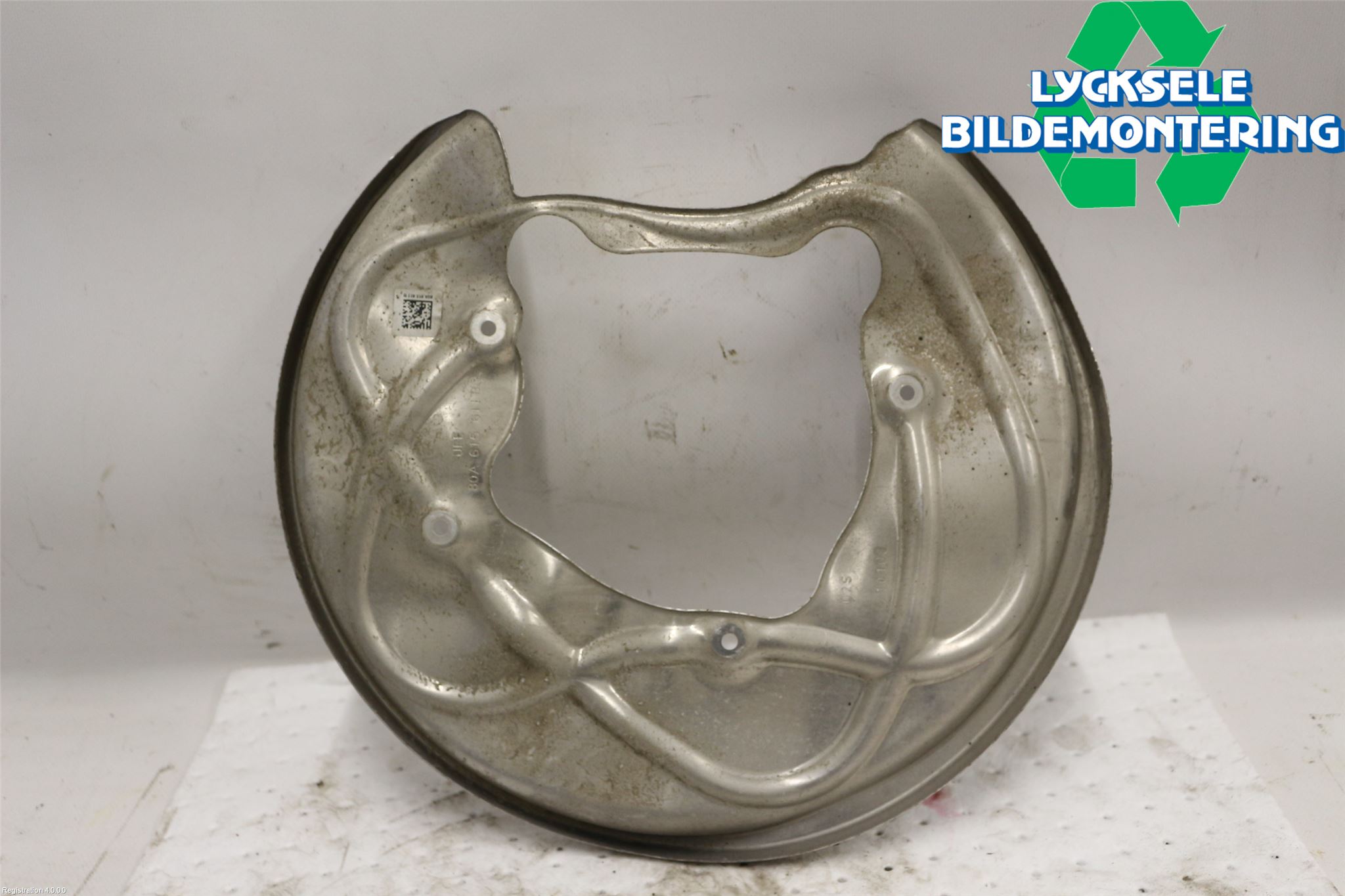 Audi A6 F2/C8 19- Bromssköld Bak