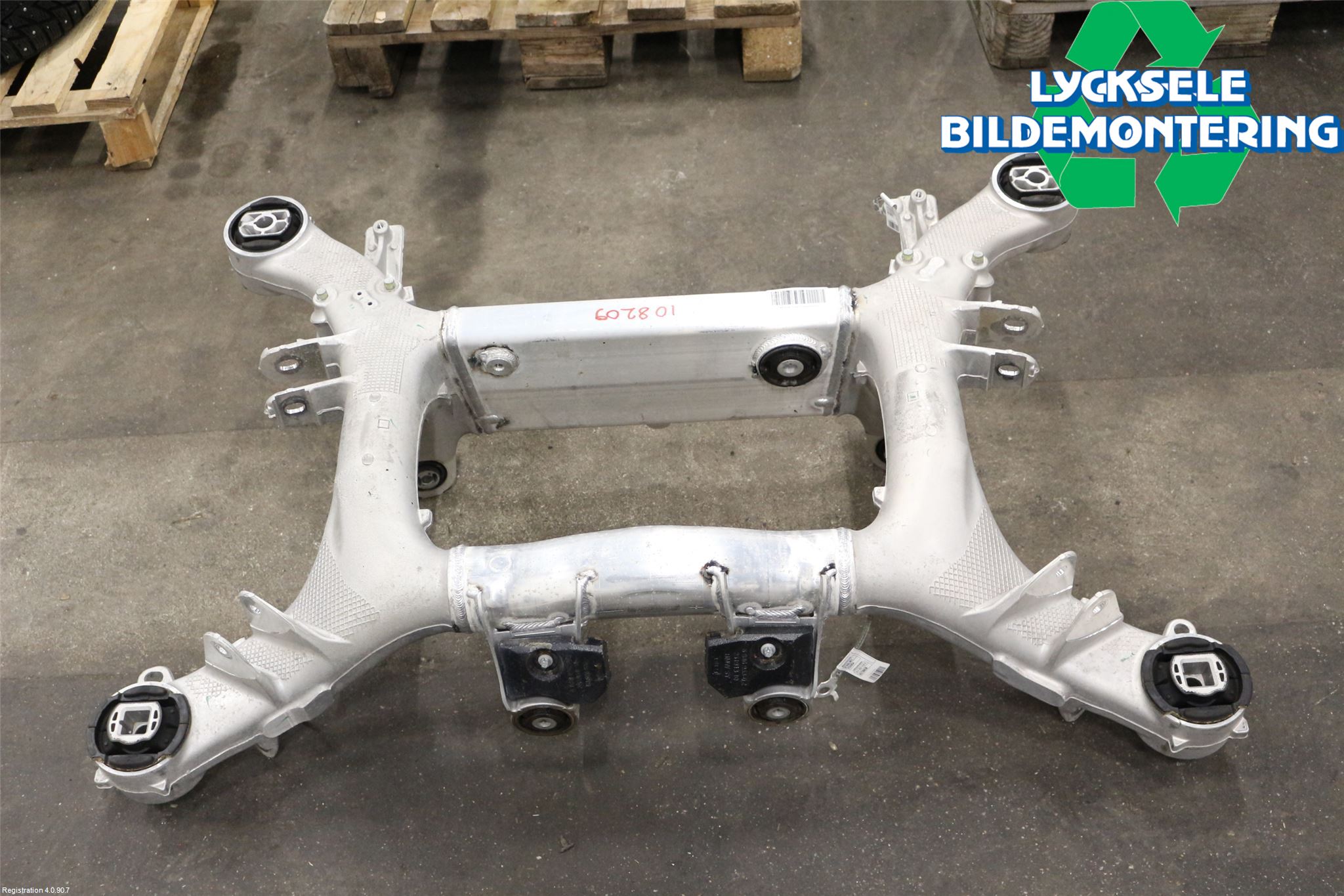 BMW 5 G30/G31/F90 17-23 Bakaxelbalk