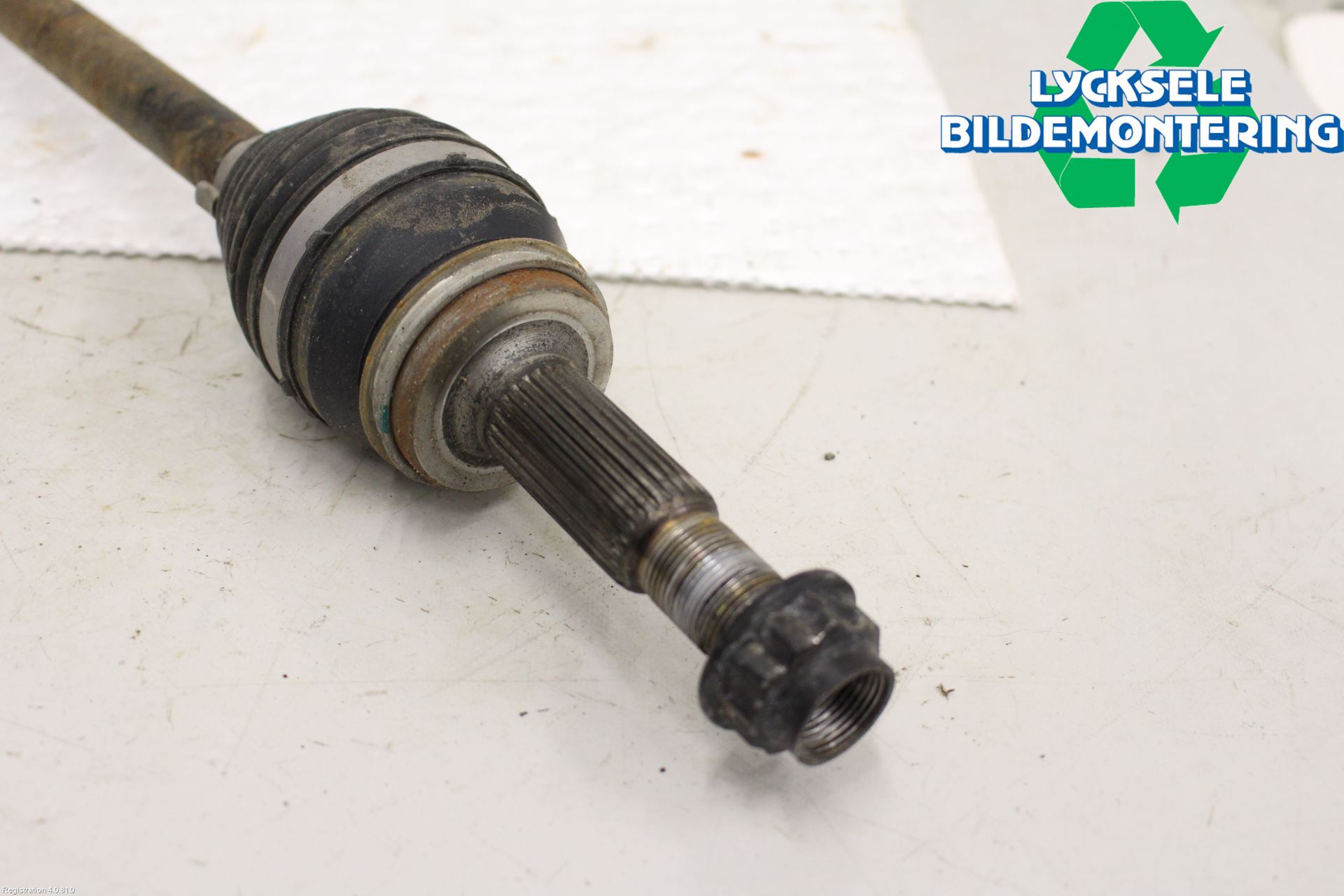 Toyota RAV4 19- Drivaxel Bak Höger