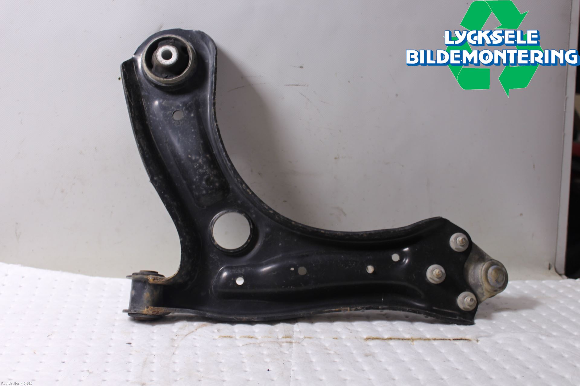 Skoda FABIA 15-21 Bärarm Fram Undre Hö