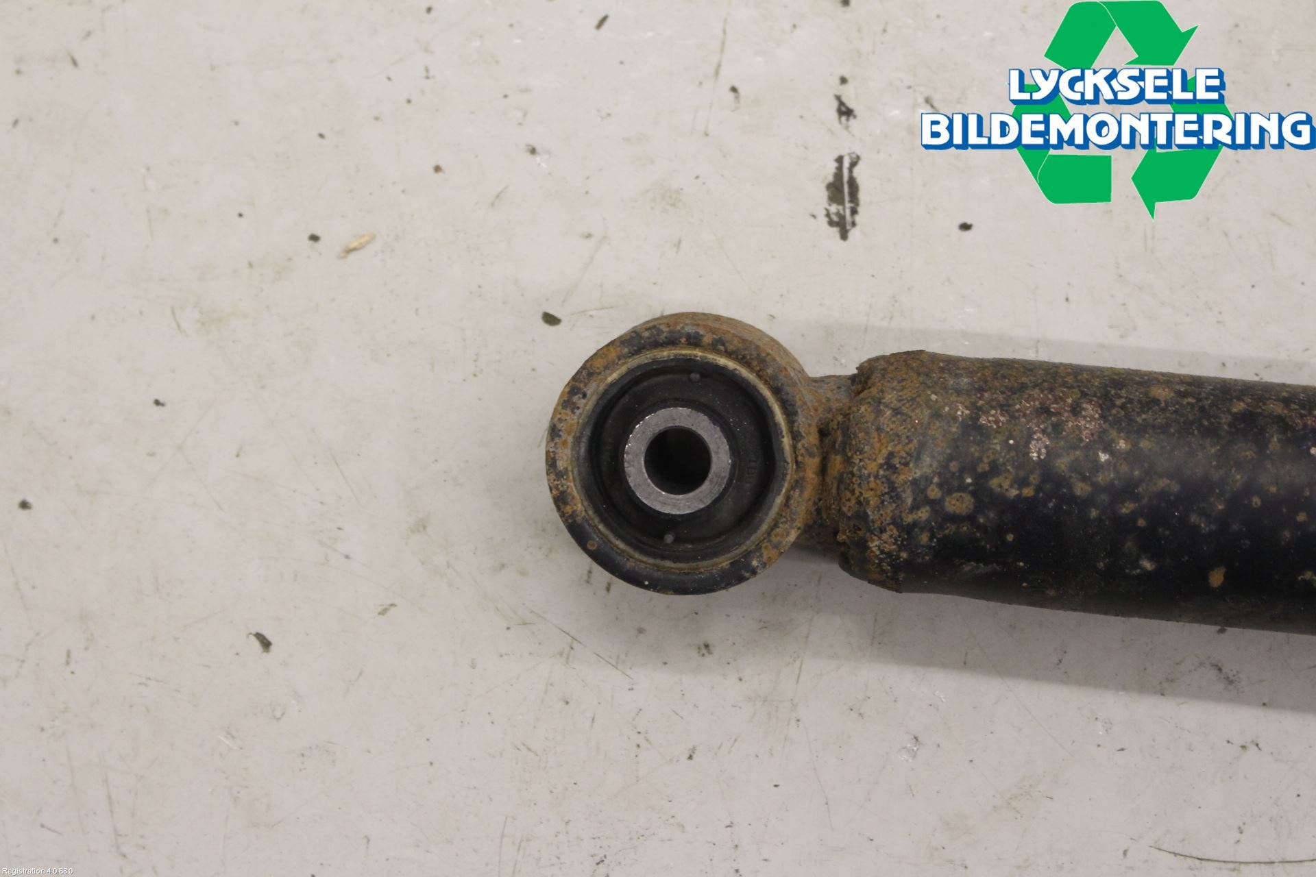 Volkswagen VW CADDY 16-20 Stötdämpare Bak