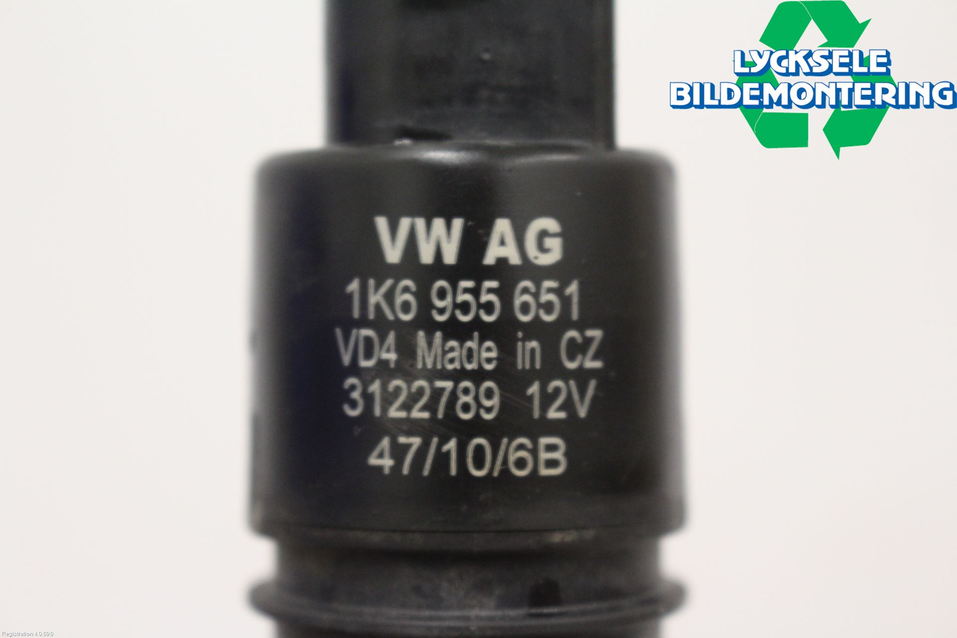 Volkswagen VW CADDY 11-15 Spolarpump Vindruta