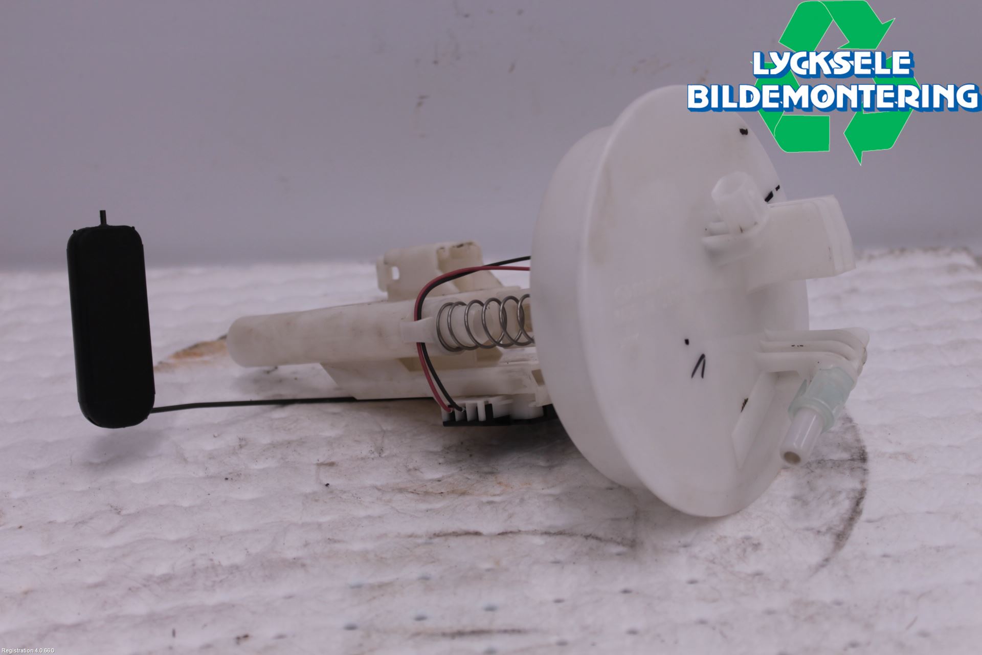 Subaru OUTBACK 10-15 Givare Tank