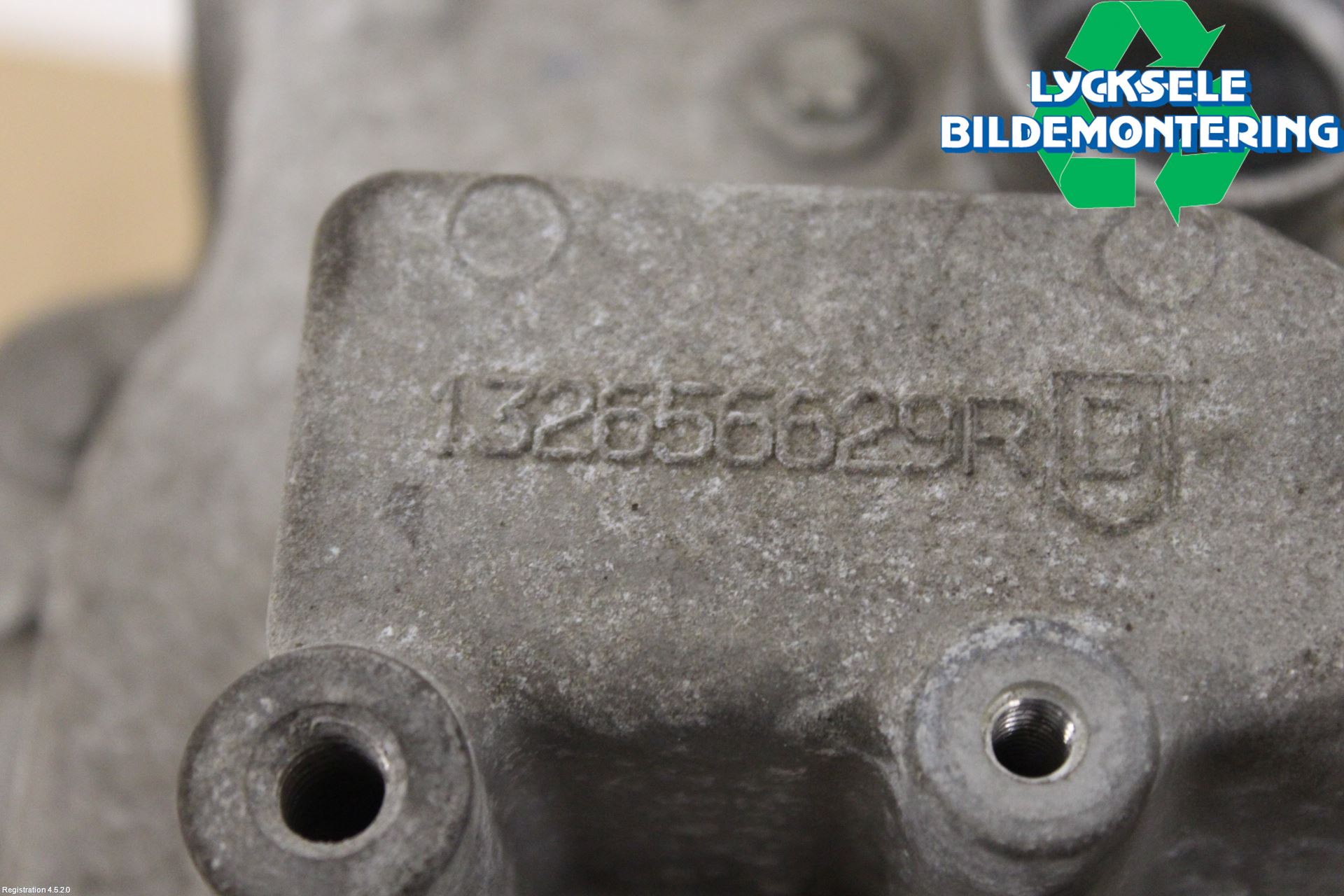 Renault CLIO IV 12-16 Topplock Bensin