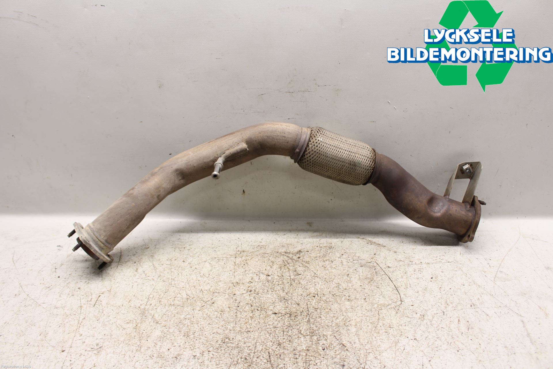 Audi A6 ALLROAD 12-18 Avgas Främre Rör