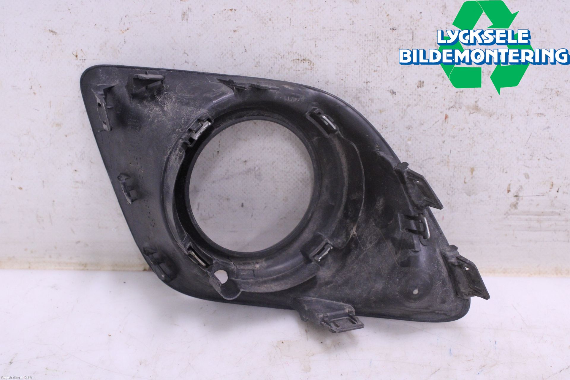 Mitsubishi ASX 10-22 Dimljussarg Fram